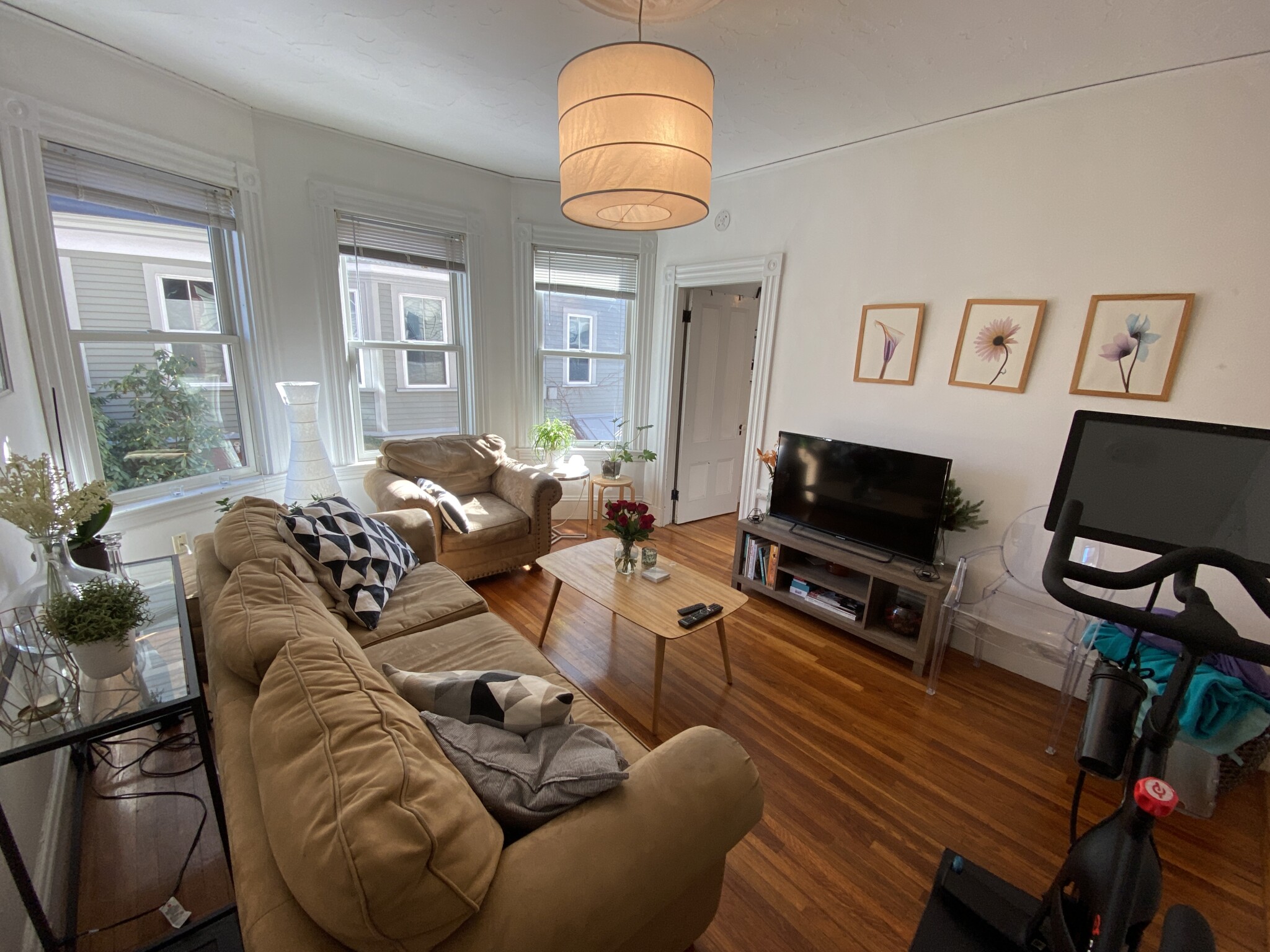 Photos of apartment on Orchard St.,Cambridge MA 02140