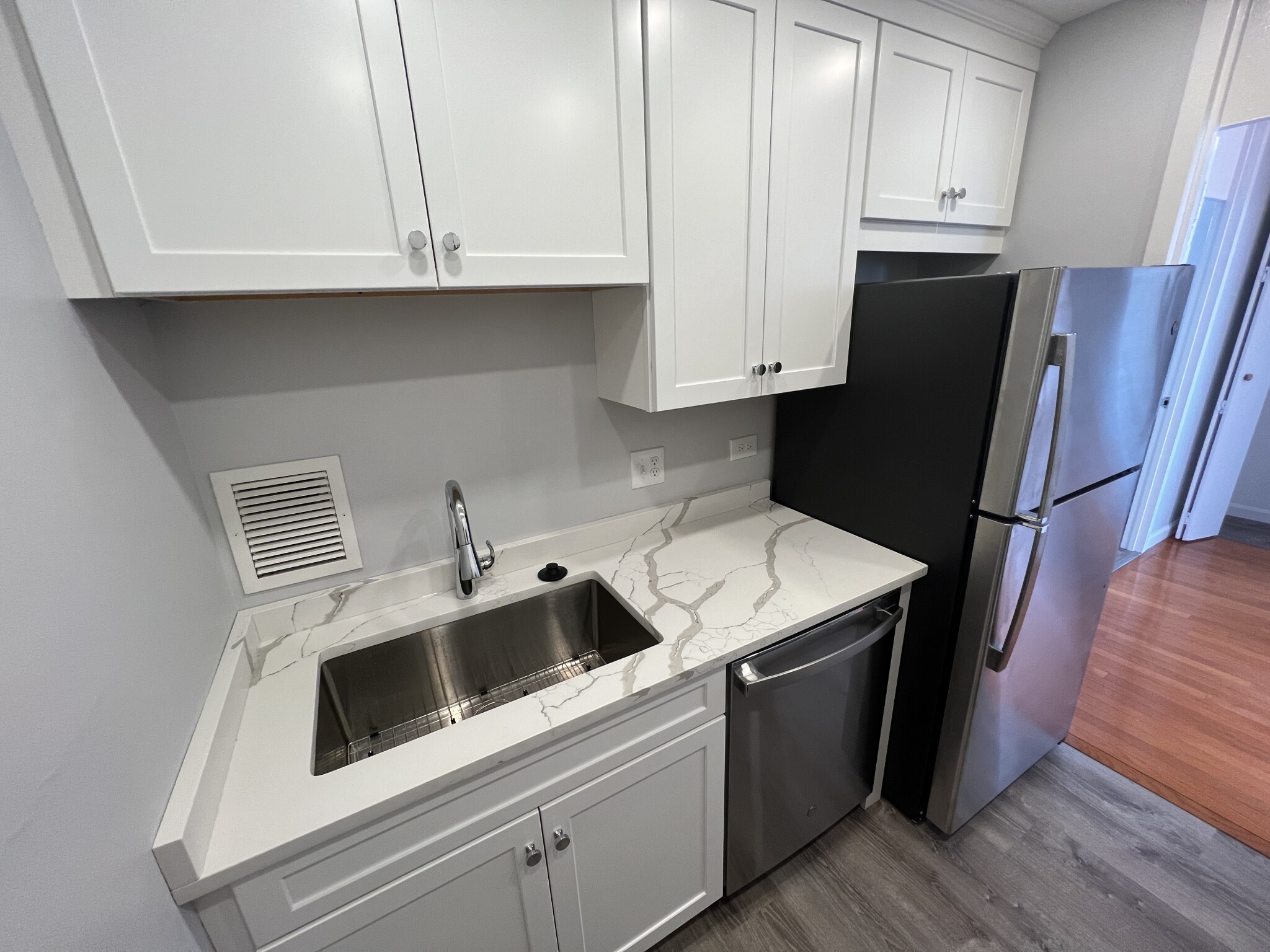 85 India Row, Waterfront