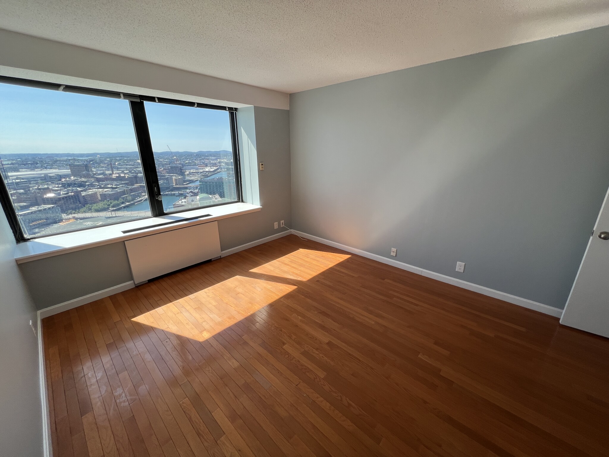 85 India Row, Waterfront