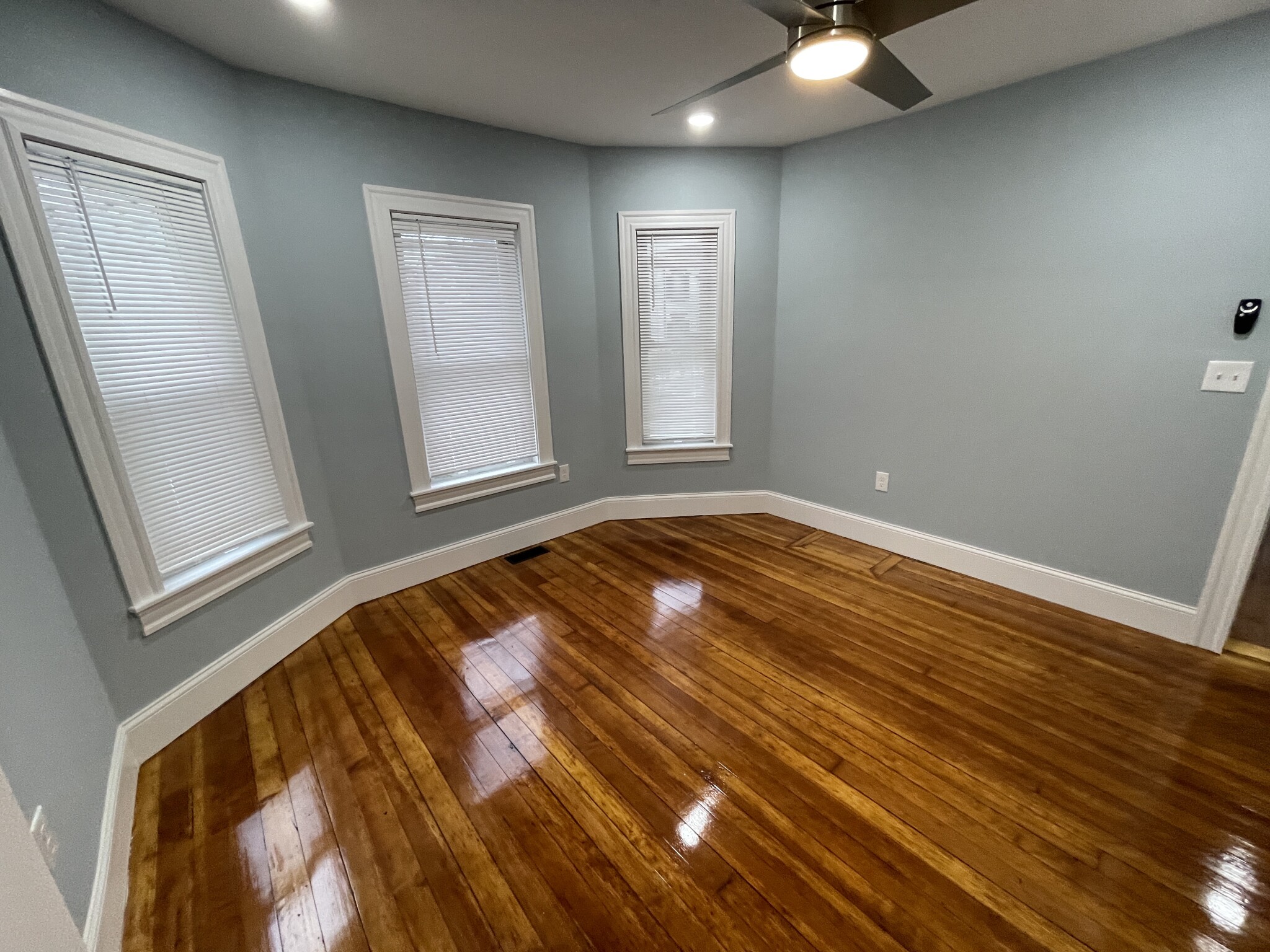 3 Mossland St, Spring Hill