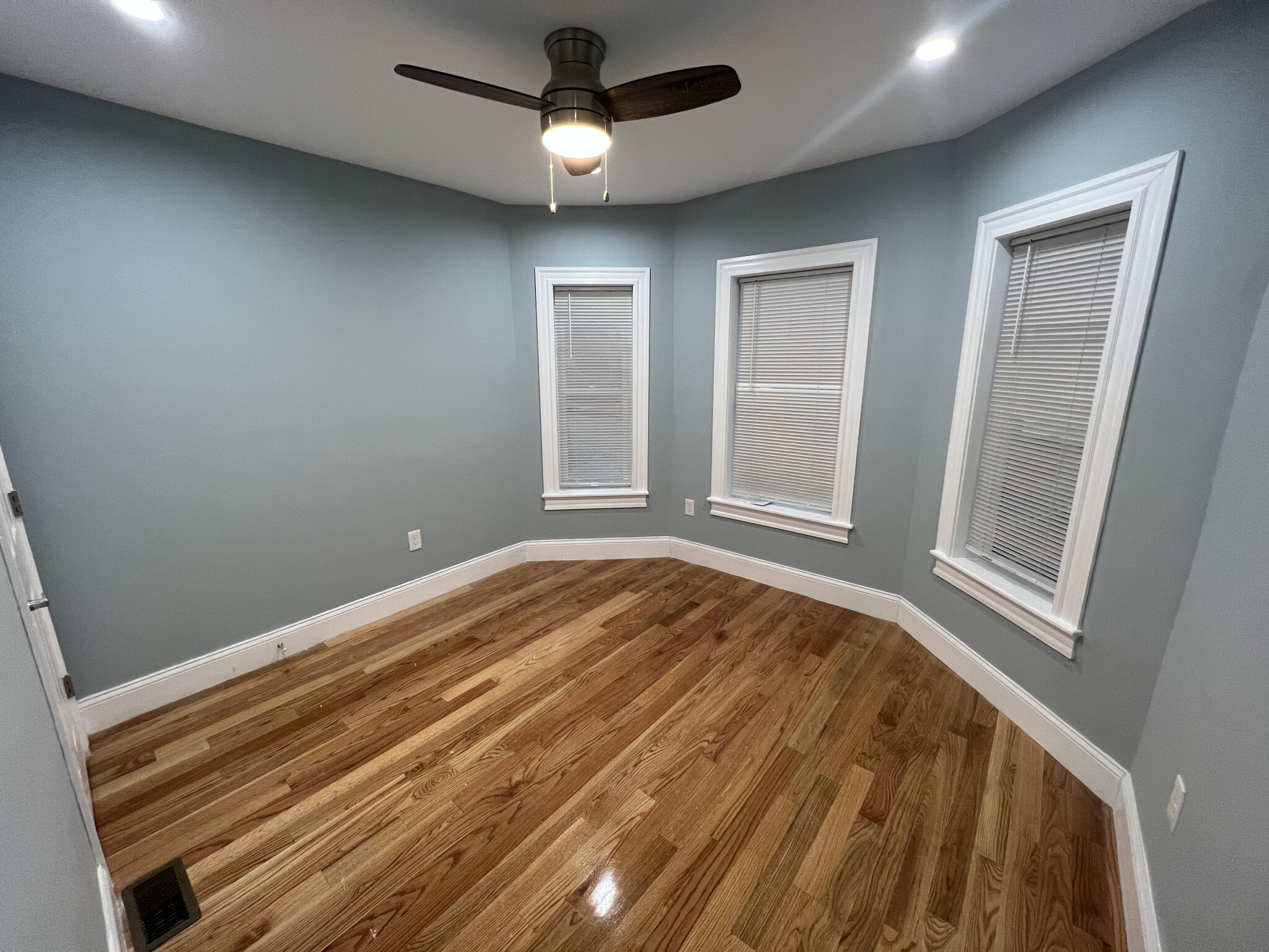 15 Harold St, Inman Square