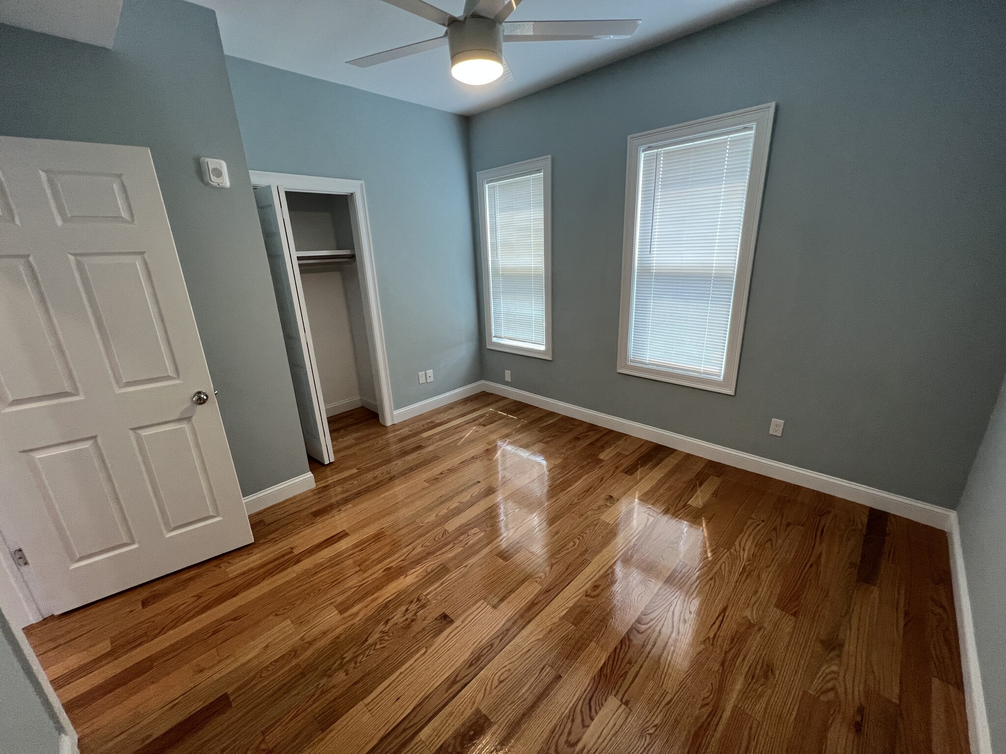 126 Cross St, East Somerville