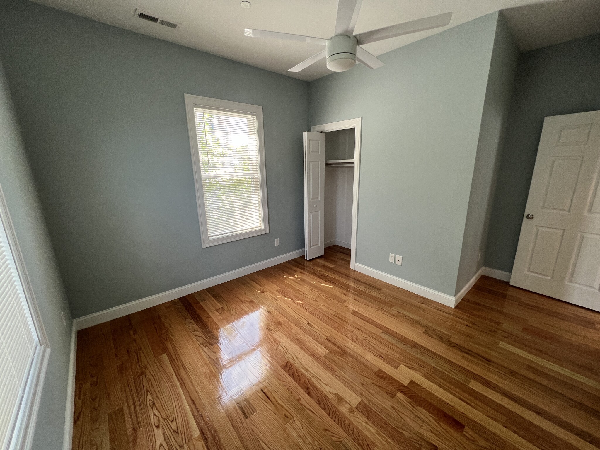 126 Cross St, East Somerville