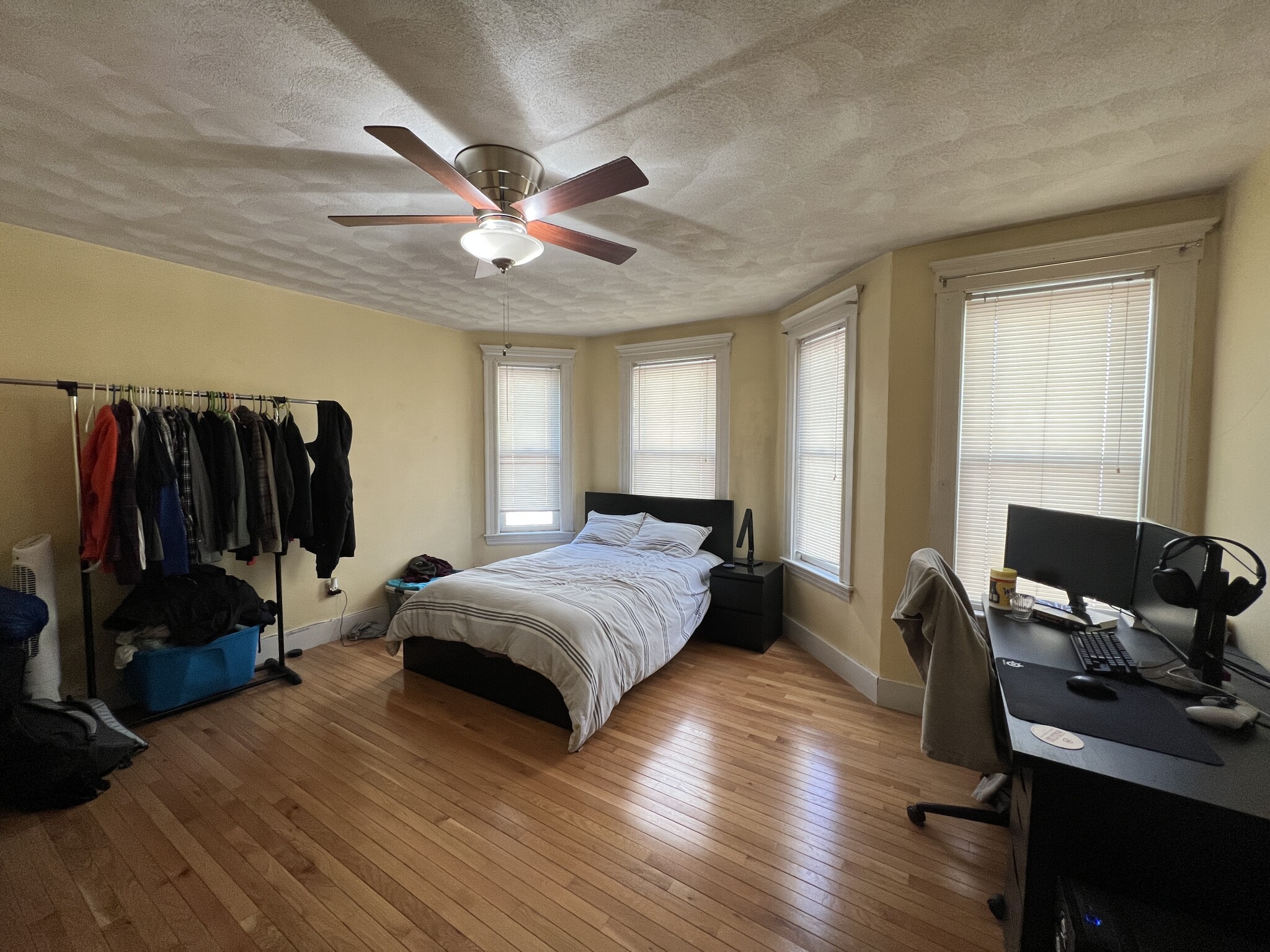 221 Holland St, Davis Square