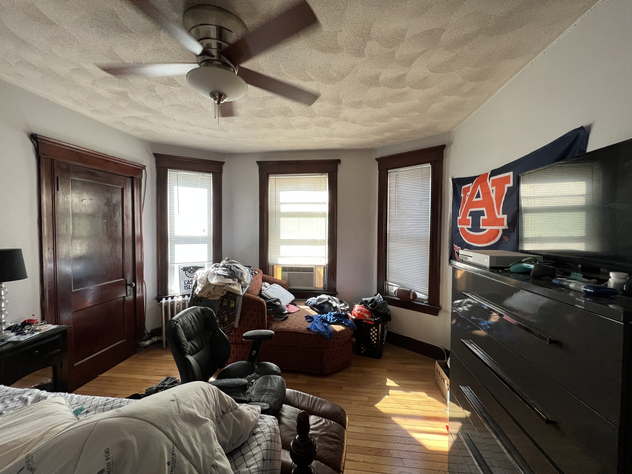 221 Holland St, Davis Square