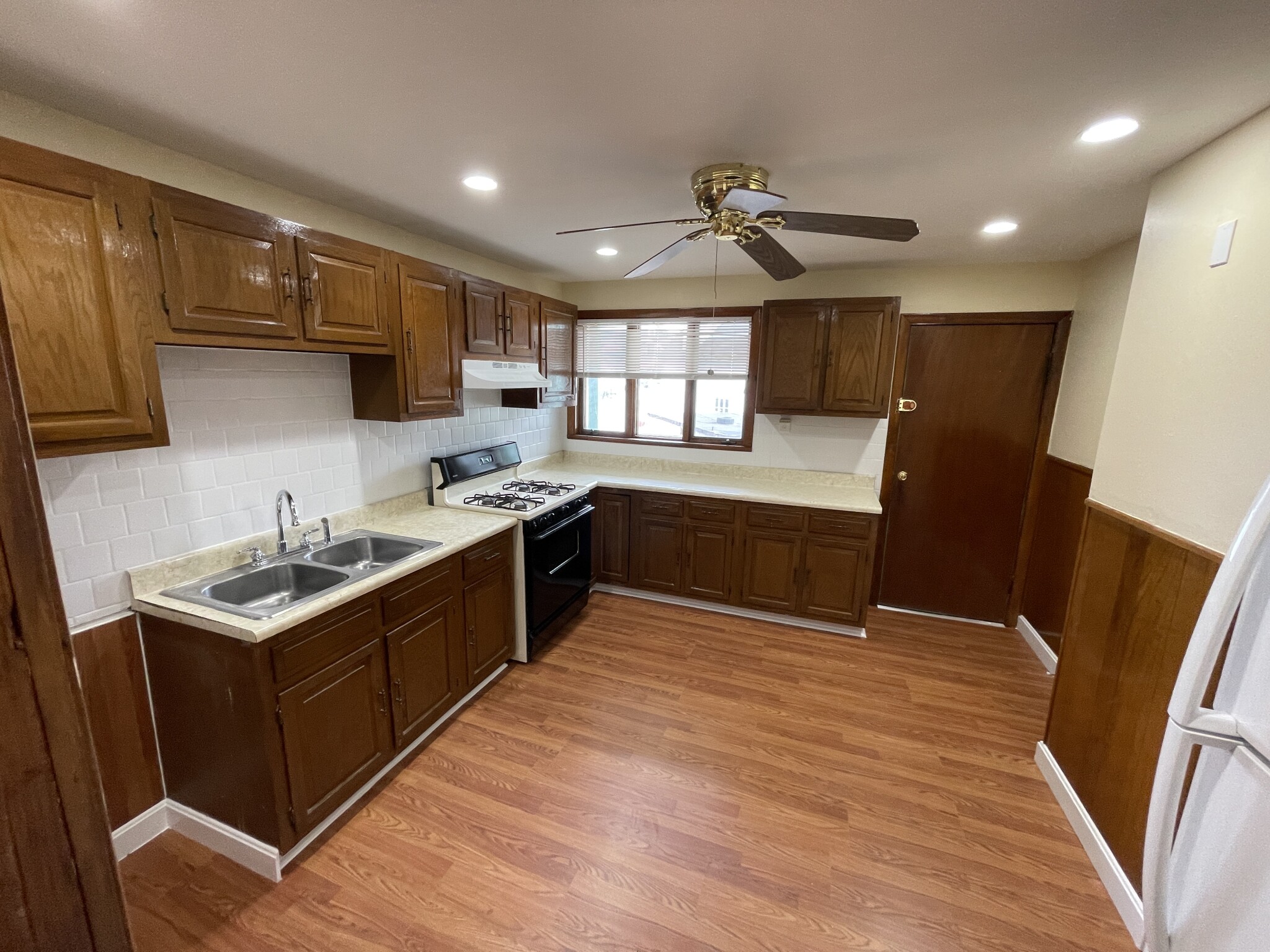 227 Holland St, Davis Square