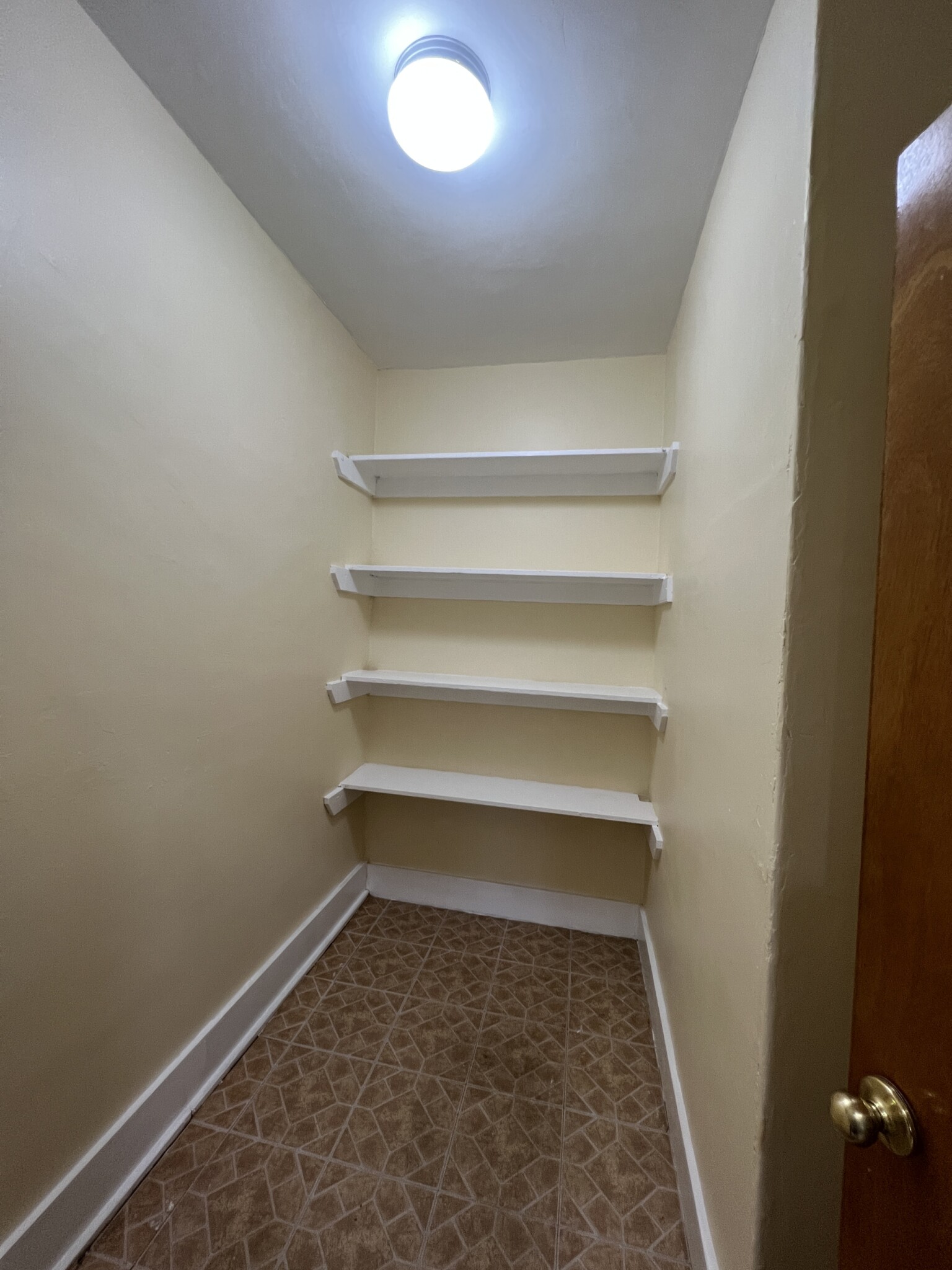 227 Holland St, Davis Square