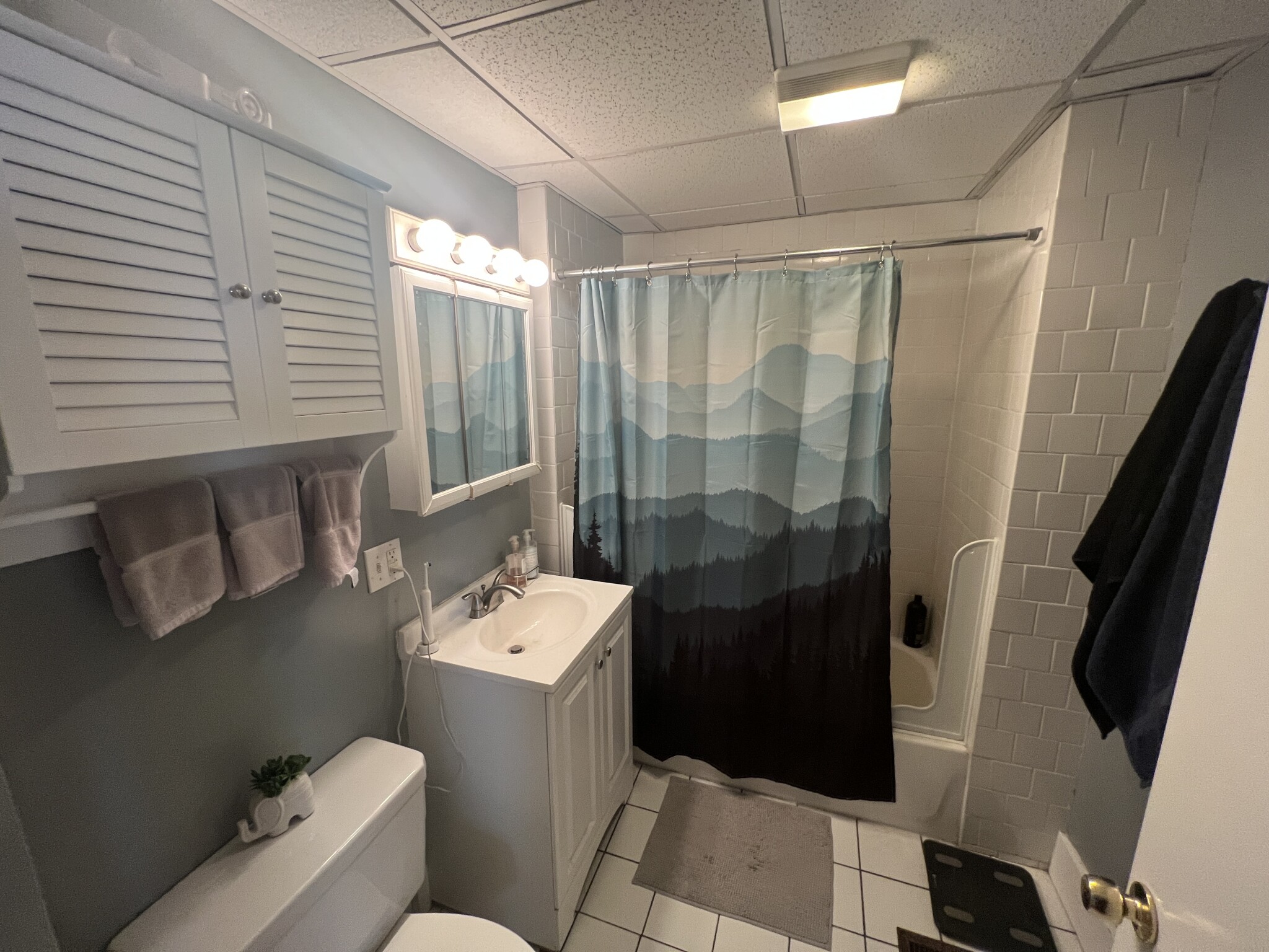 24 Ellington Rd, Davis Square