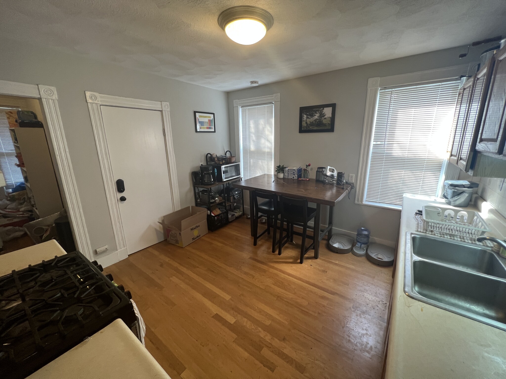 24 Ellington Rd, Davis Square