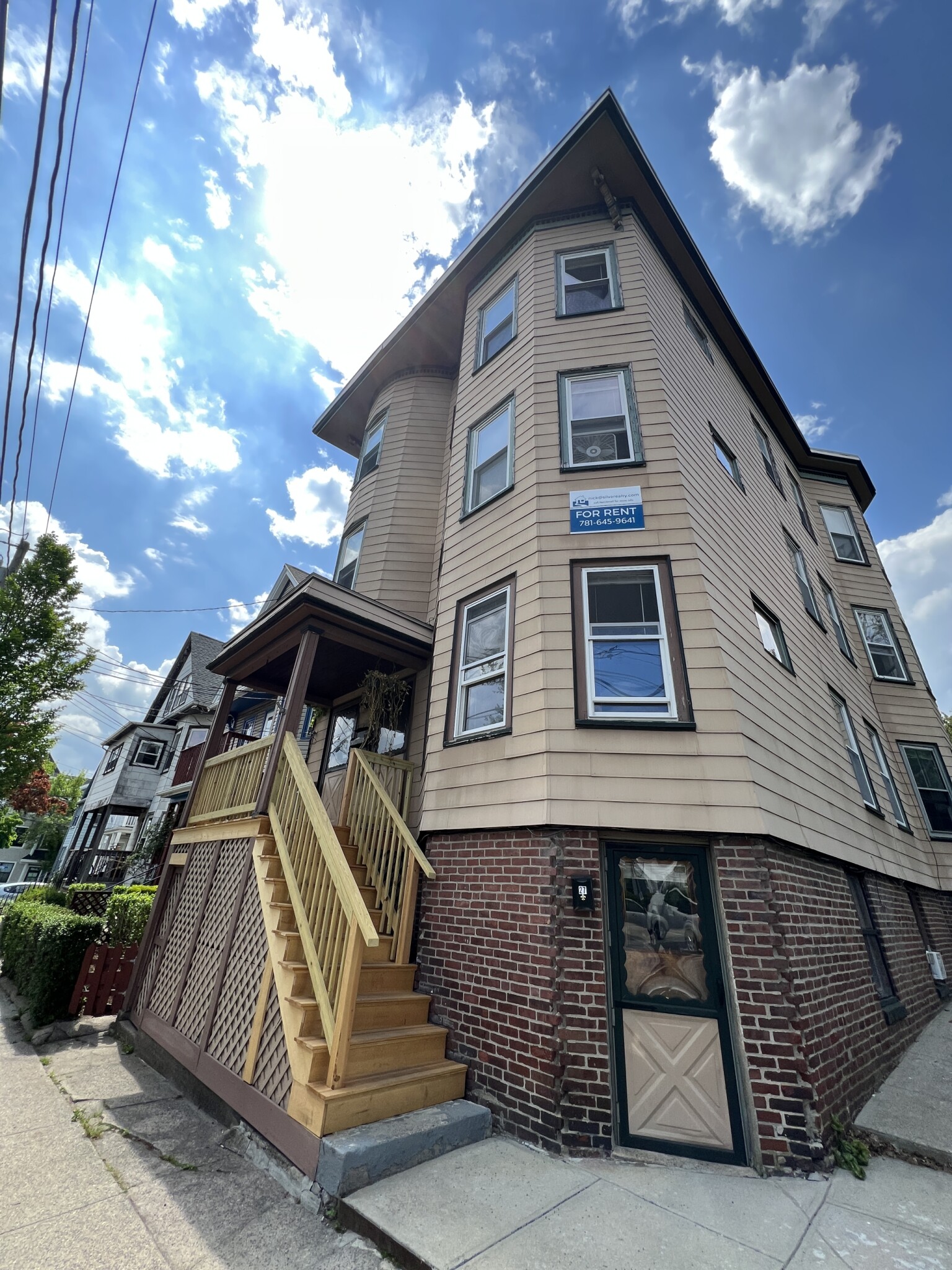 27 Cameron Ave, North Cambridge