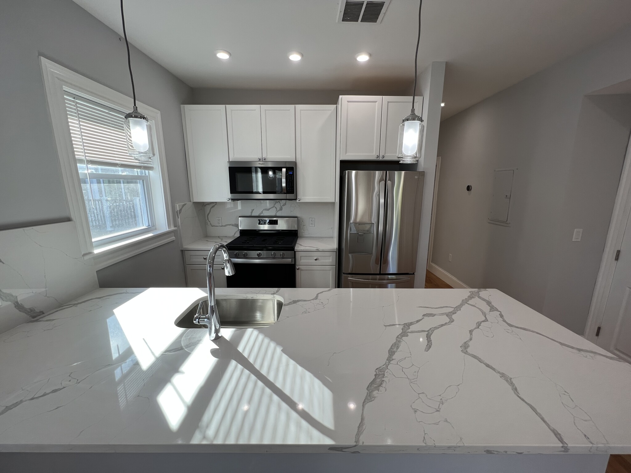 29 Alpine St, Powder House Square