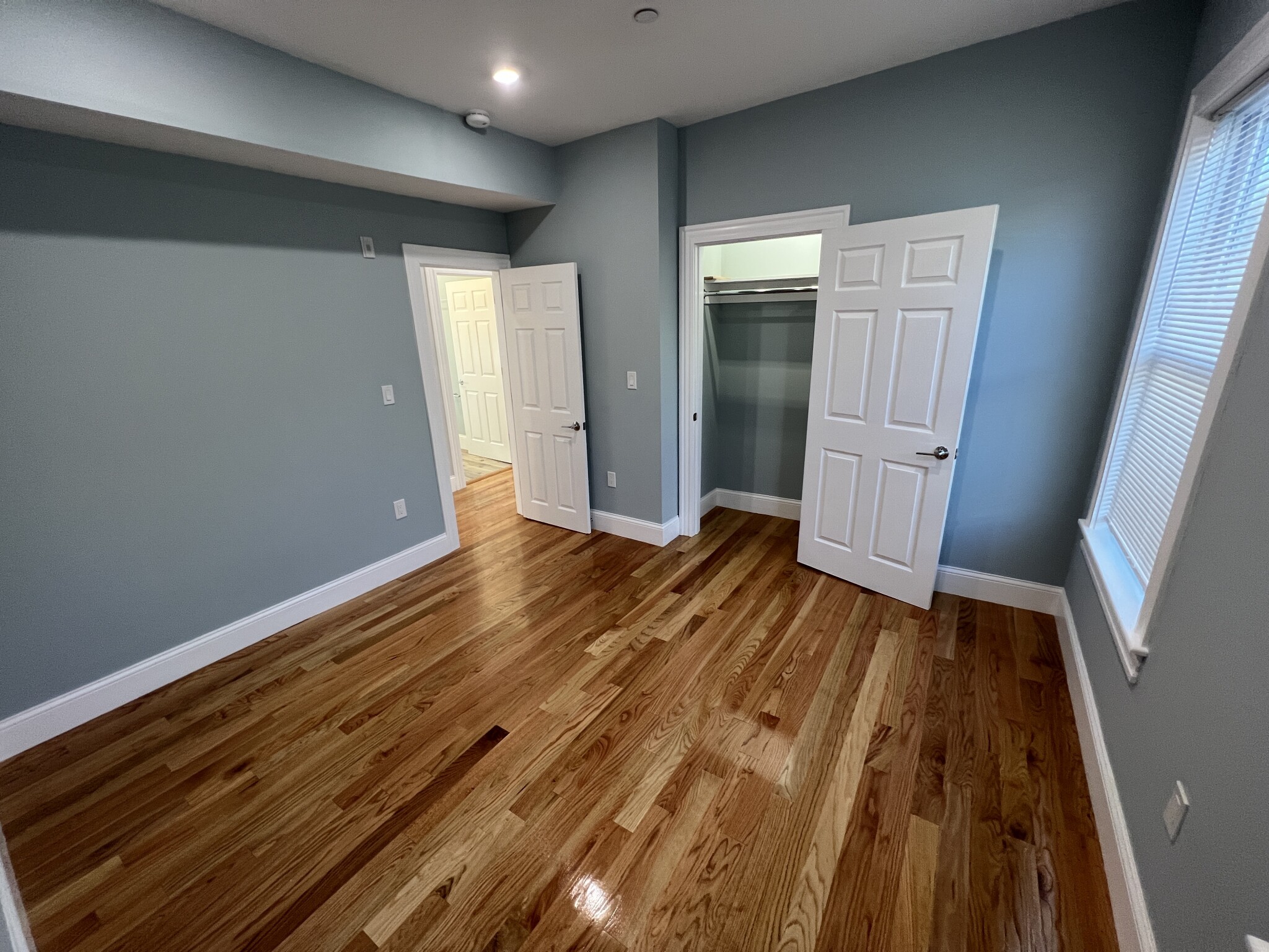 29 Alpine St, Powder House Square