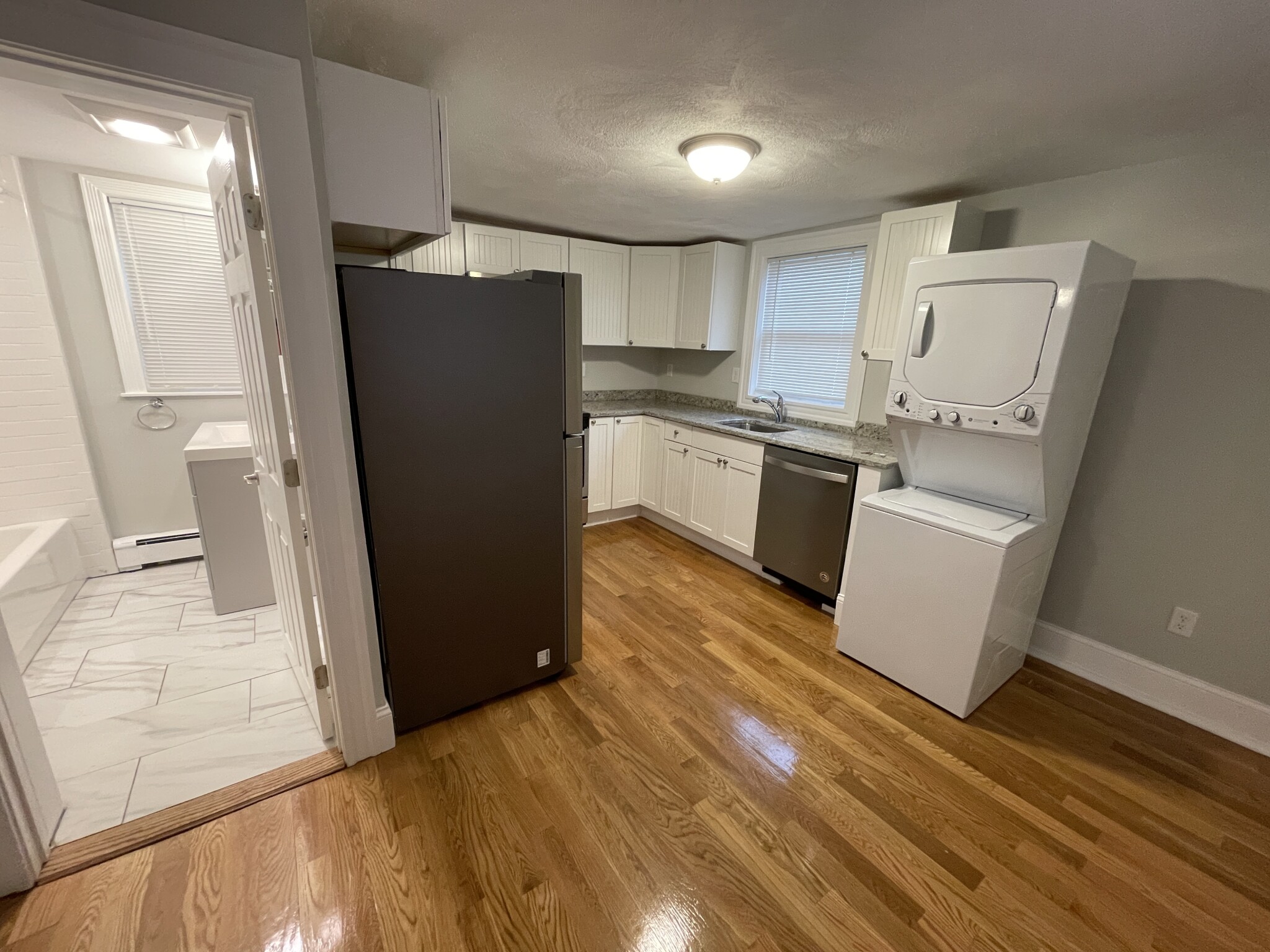 309 Highland Ave, Powder House Square