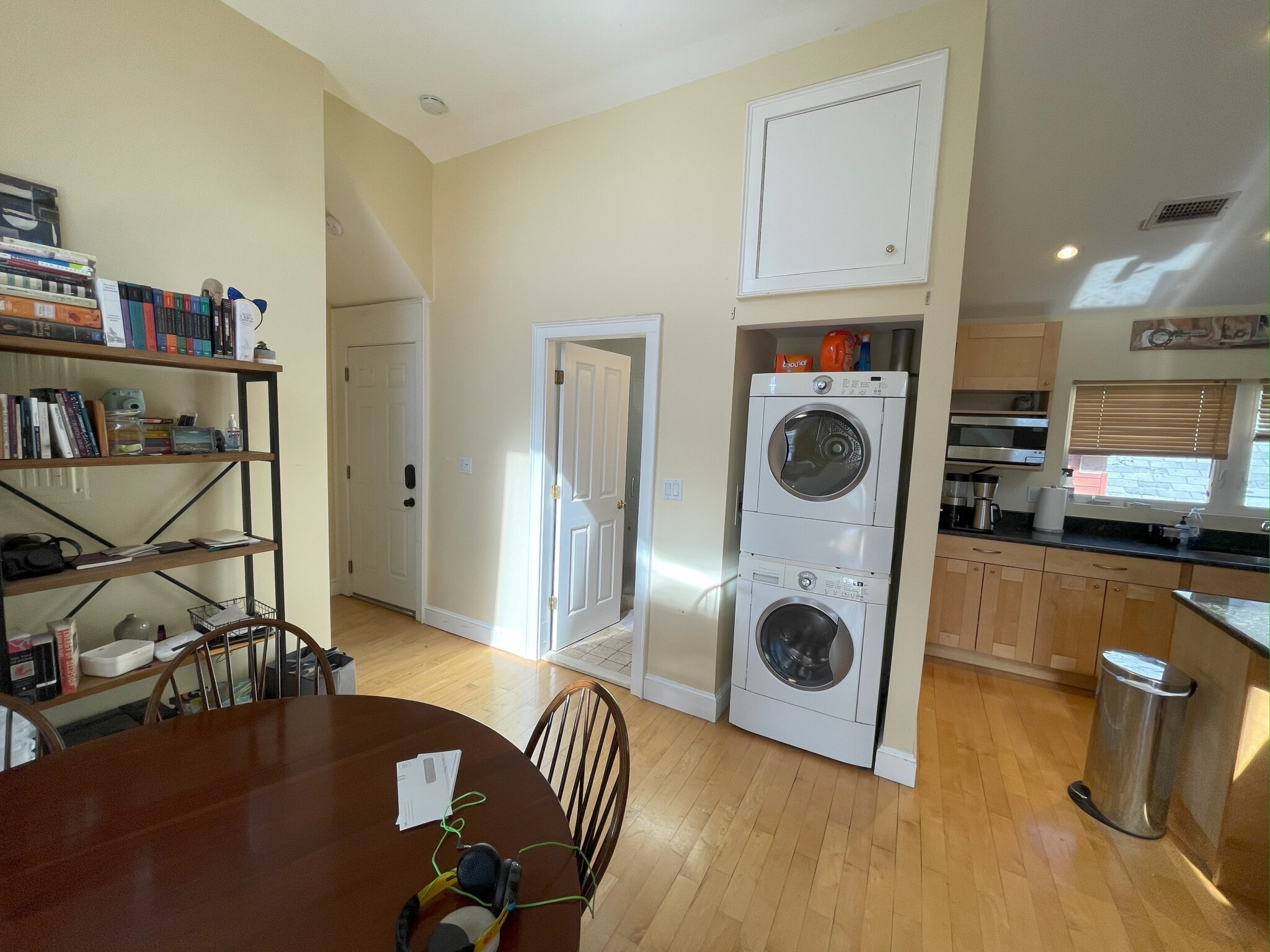 19 Chandler St, Tufts