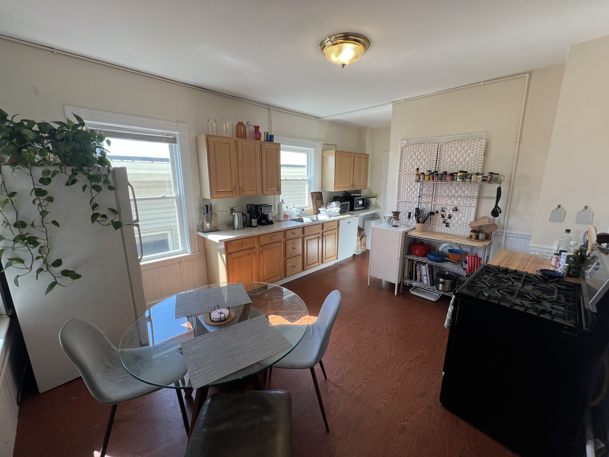 Photos of apartment on Granite St (s),Somerville MA 02143