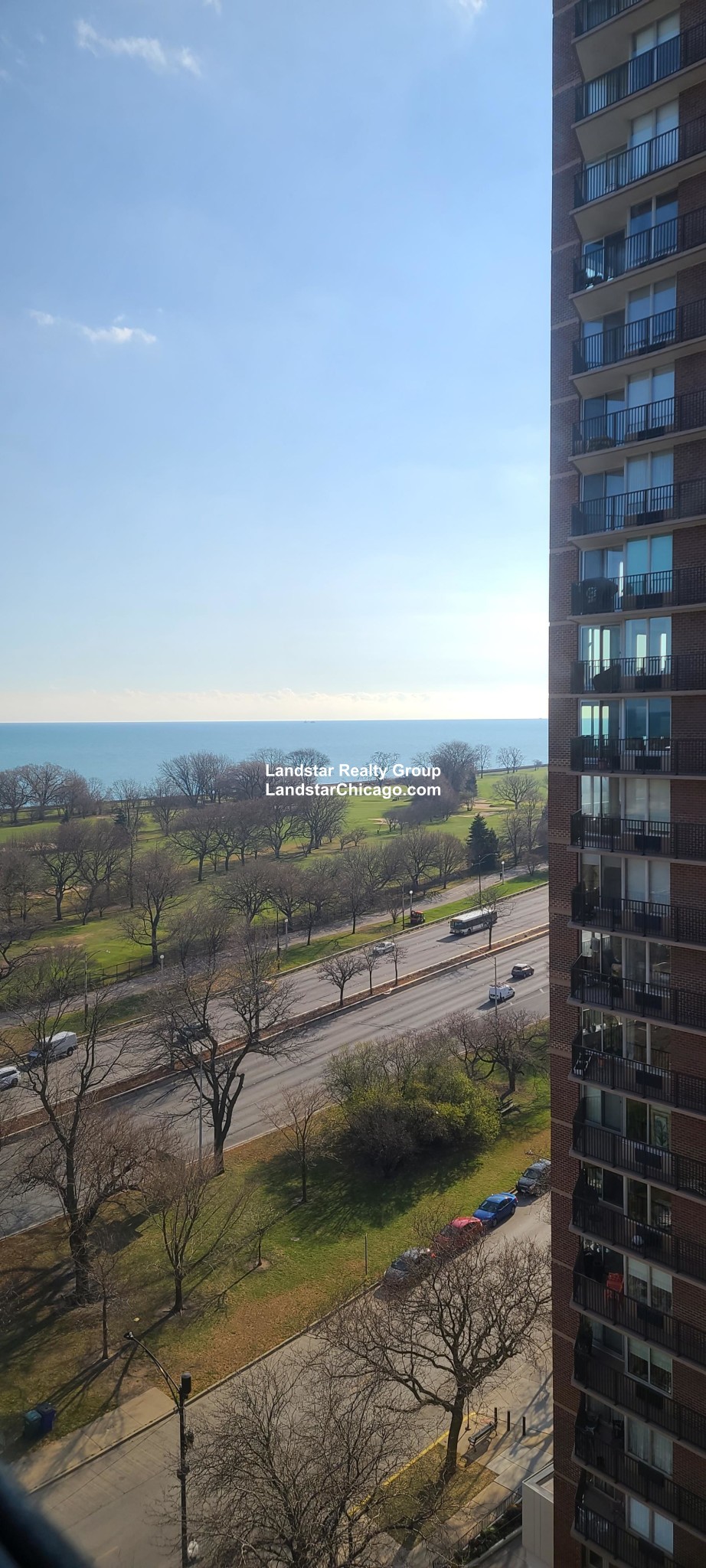 4180 North Marine Dr., Chicago, IL - 3,650 USD/ month