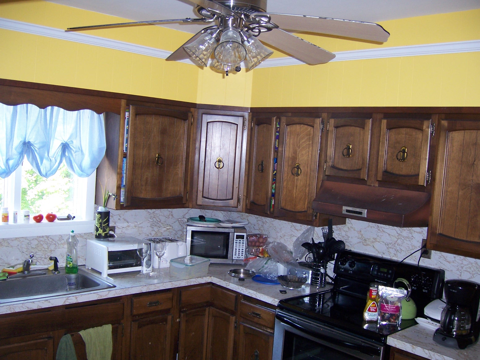 5 bed, 2 bath apartment for rent at 217 Boston Ave Unit 3, Medford — photo 21 of 25
