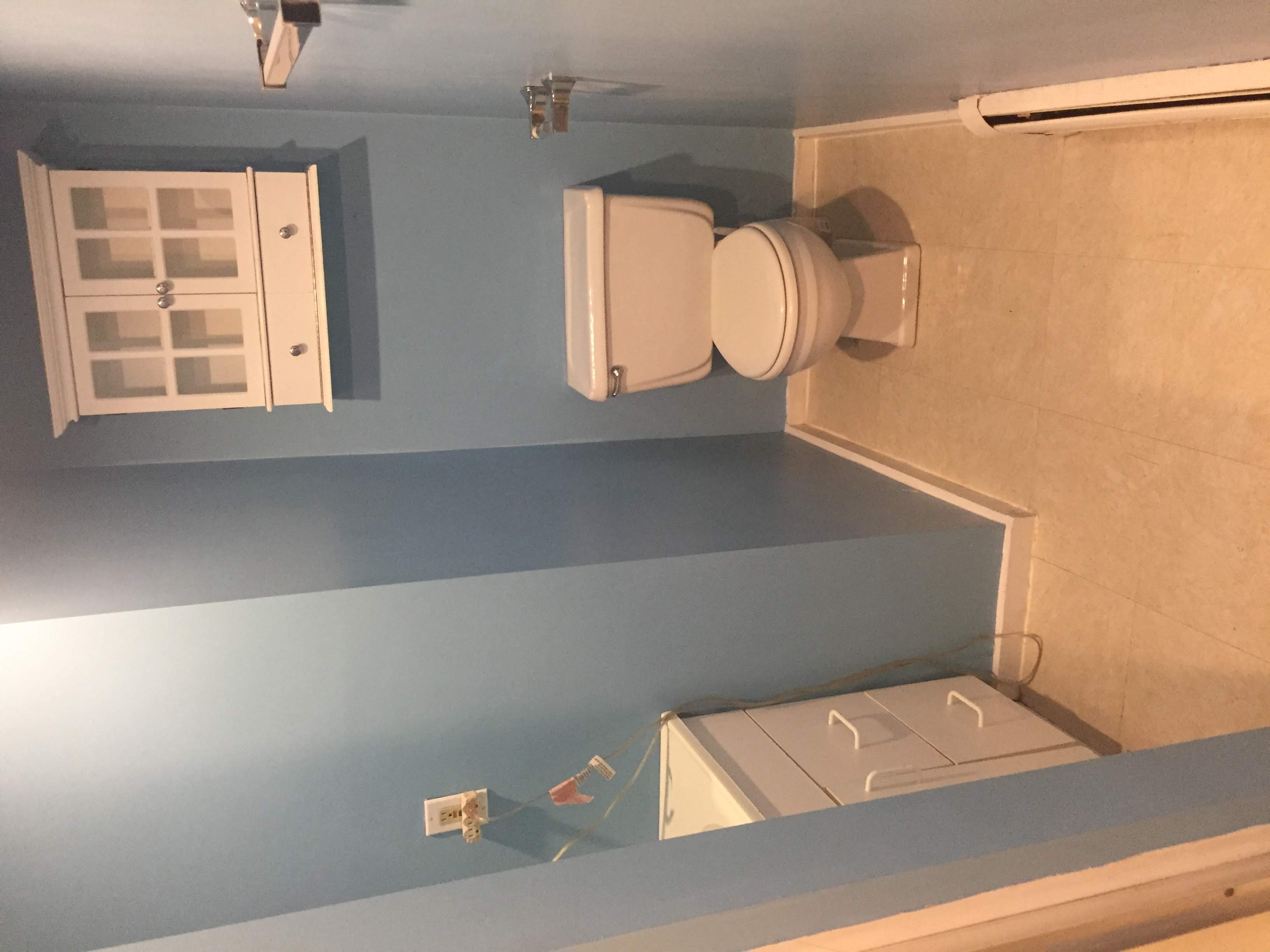 5 bed, 2 bath apartment for rent at 217 Boston Ave Unit 3, Medford — photo 9 of 25