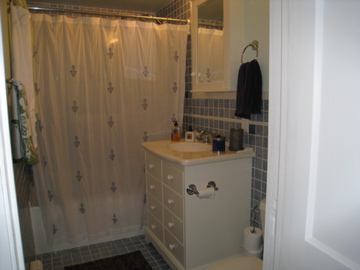 3.5 bed, 2 bath apartment for rent at 65 Bow St Unit 1, Medford — photo 23 of 26