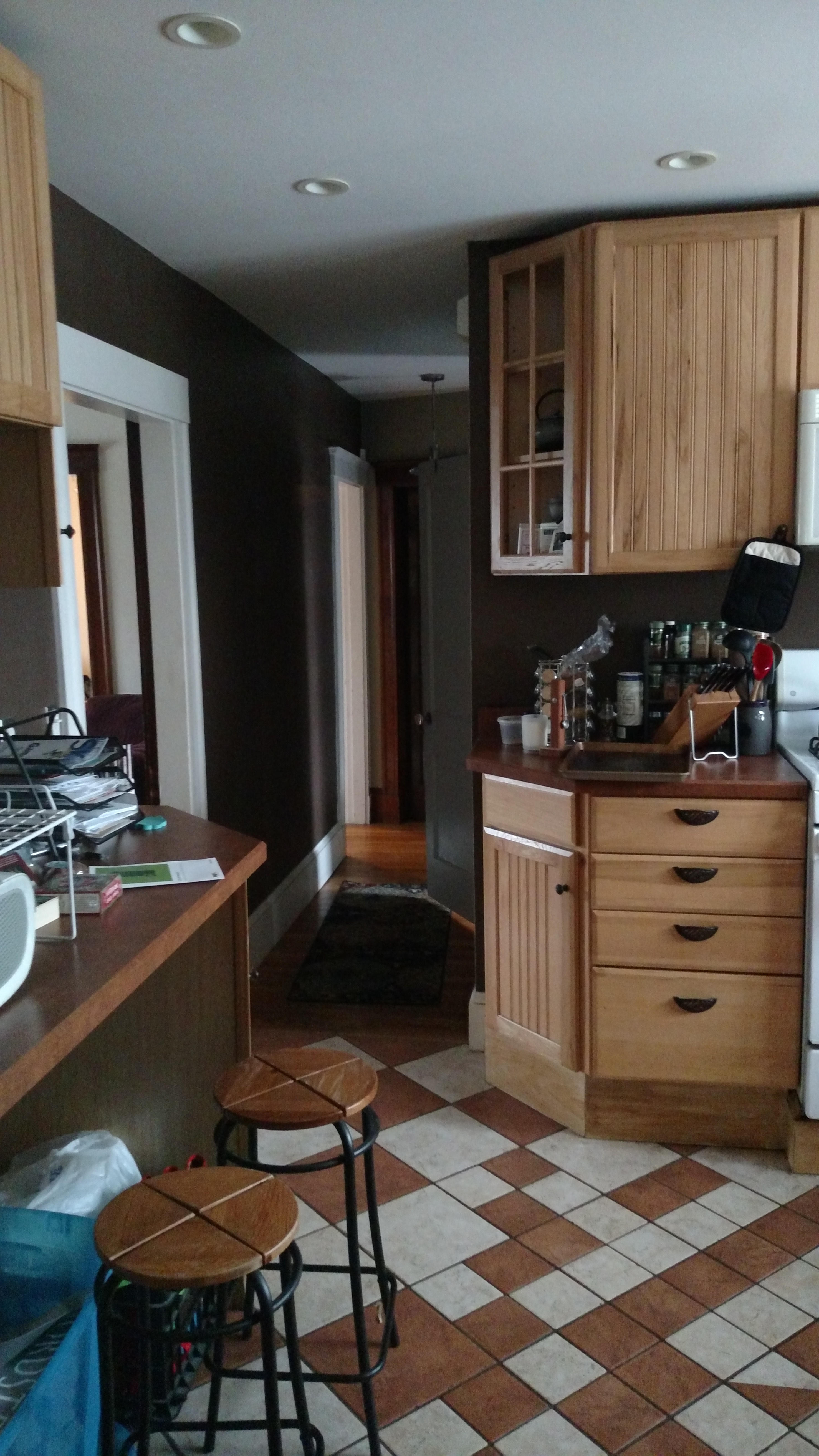 3.5 bed, 2 bath apartment for rent at 65 Bow St Unit 1, Medford — photo 17 of 26