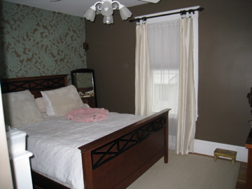 3.5 bed, 2 bath apartment for rent at 65 Bow St Unit 1, Medford — photo 10 of 26