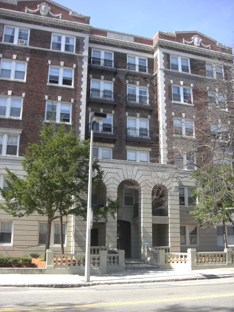 116 Washington St, Brighton