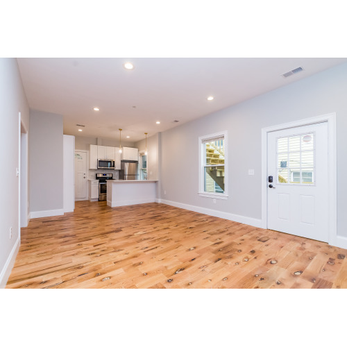 244 Leyden St, East Boston