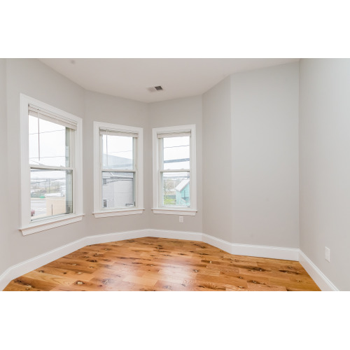 244 Leyden St, East Boston