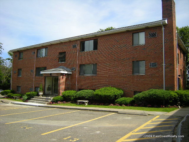 396 Langley Rd, Thompsonville