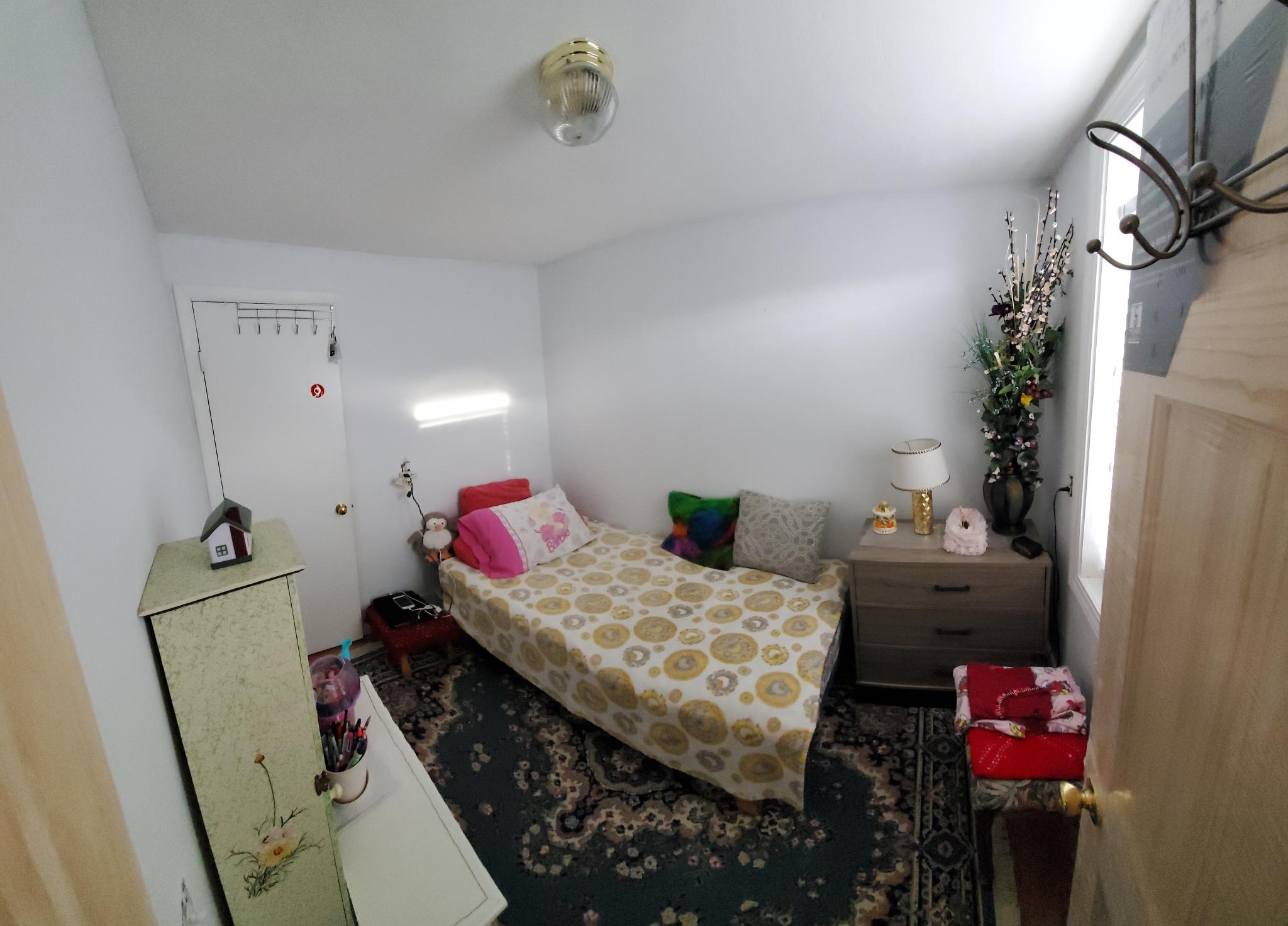 2 bed, 1 bath apartment for rent at 400 West 2nd St Unit 3, South Boston — photo 11 of 13