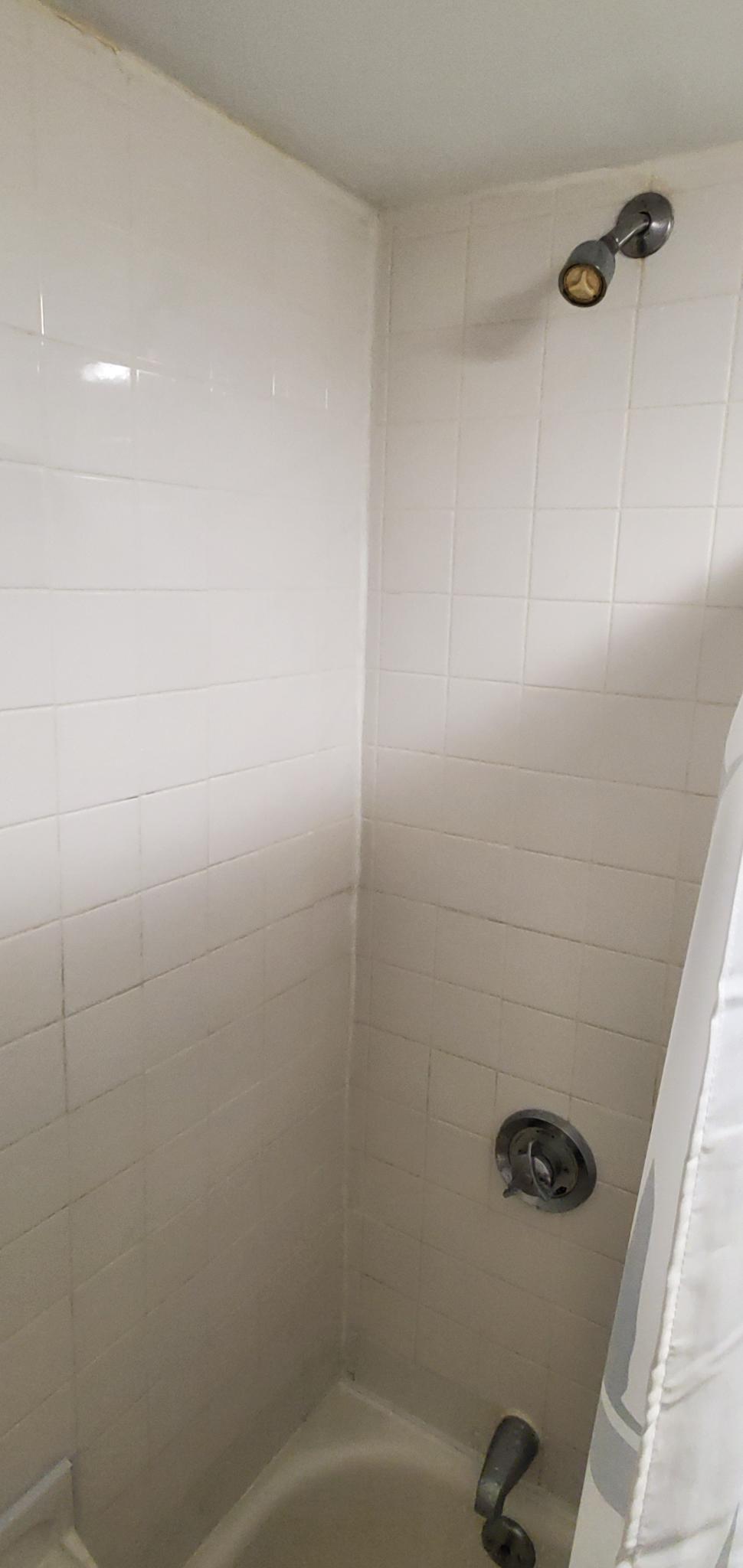 2 bed, 1 bath apartment for rent at 400 West 2nd St Unit 3, South Boston — photo 13 of 13