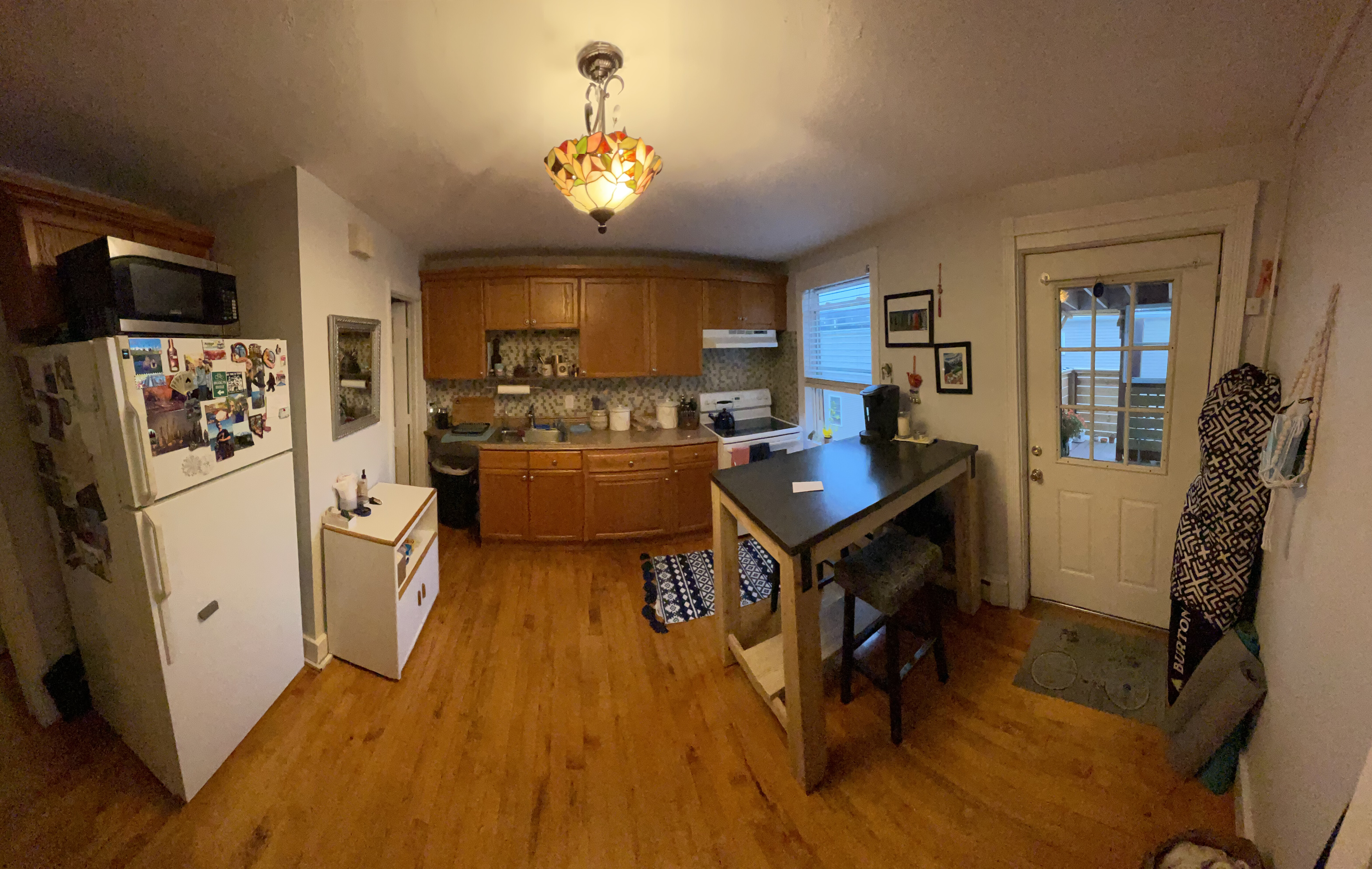 2 bed, 1 bath apartment for rent at 400 West 2nd St Unit 3, South Boston — photo 7 of 13