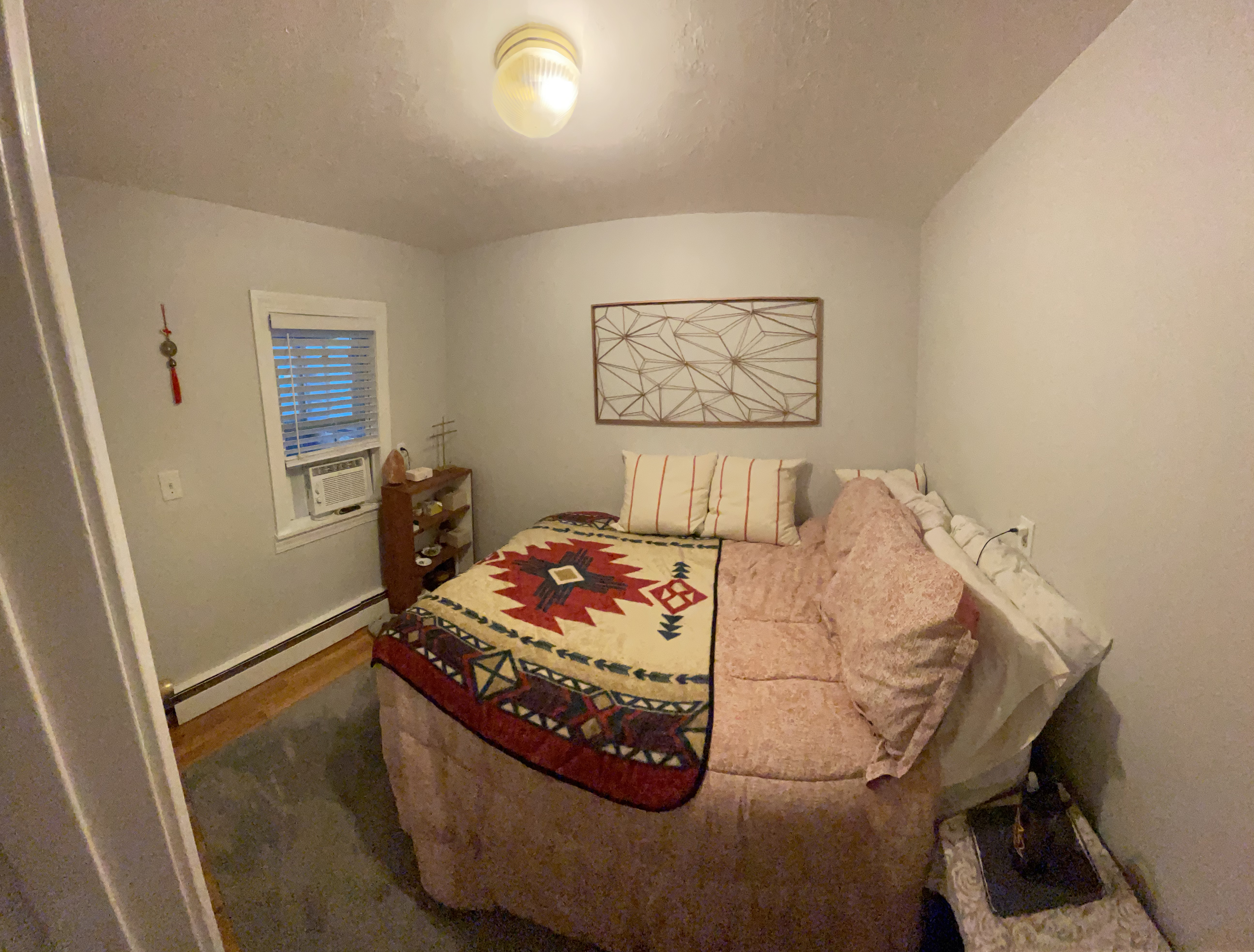 2 bed, 1 bath apartment for rent at 400 West 2nd St Unit 3, South Boston — photo 3 of 13