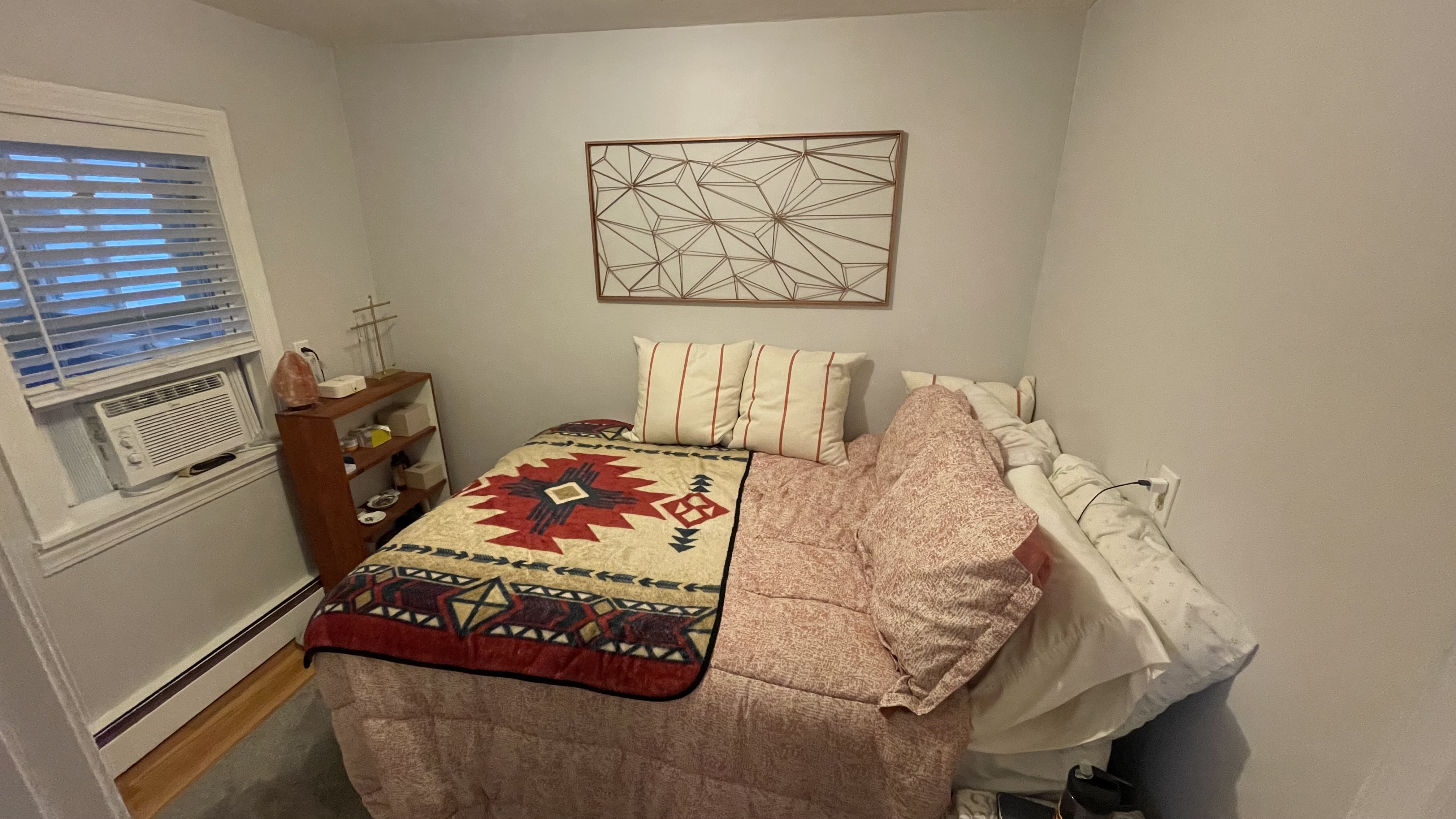 2 bed, 1 bath apartment for rent at 400 West 2nd St Unit 3, South Boston — photo 4 of 13