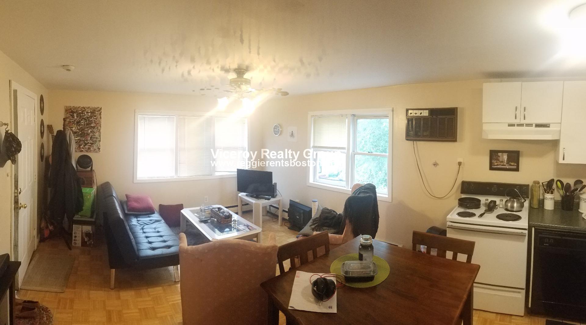 228 West 9th St, South Boston