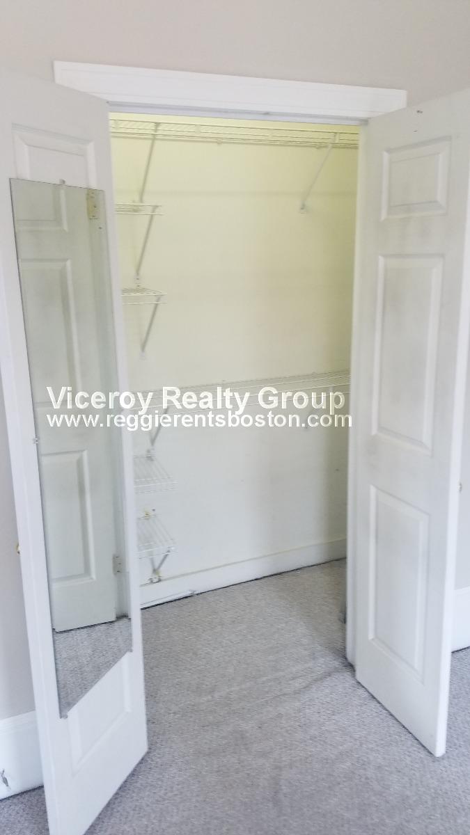 679 Massachusetts Ave, Roxbury