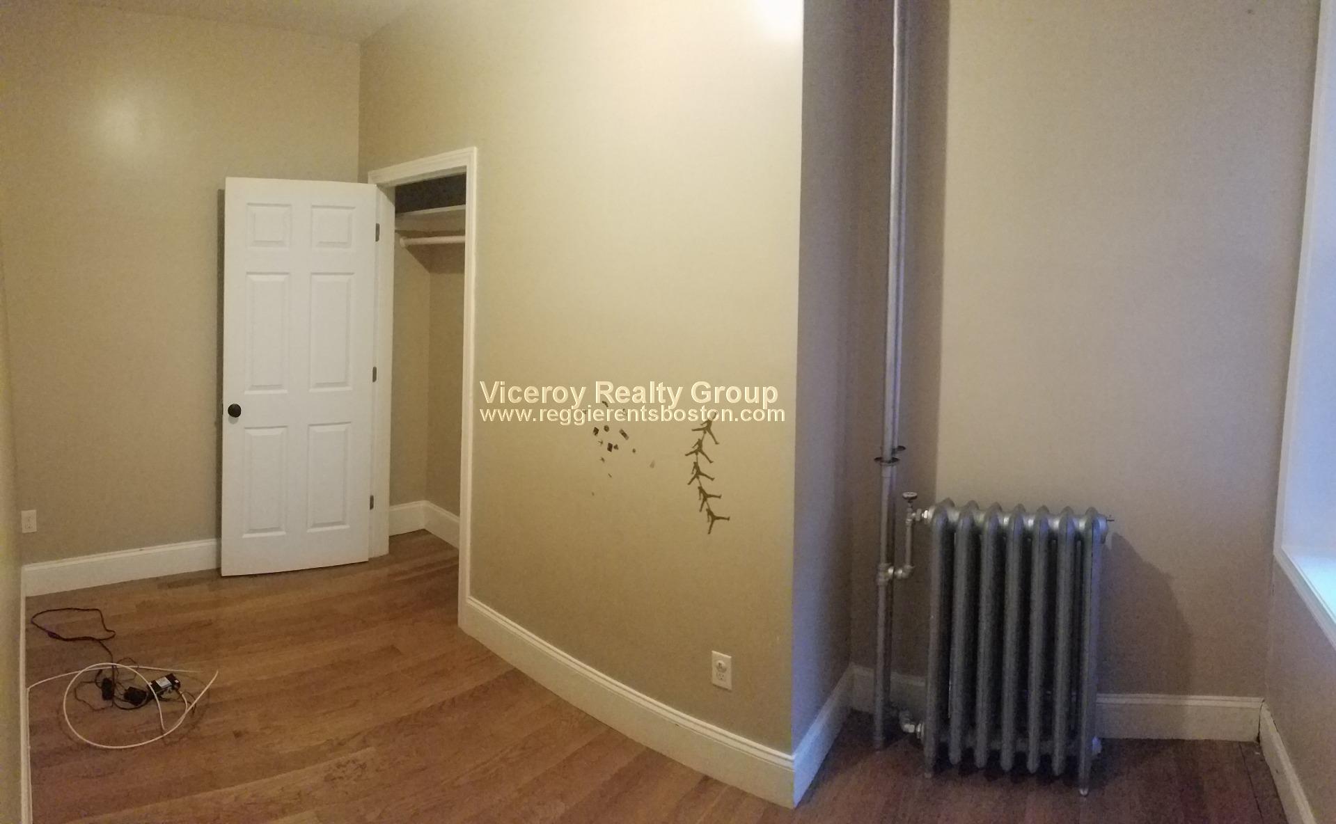 252 Warren St, Roxbury