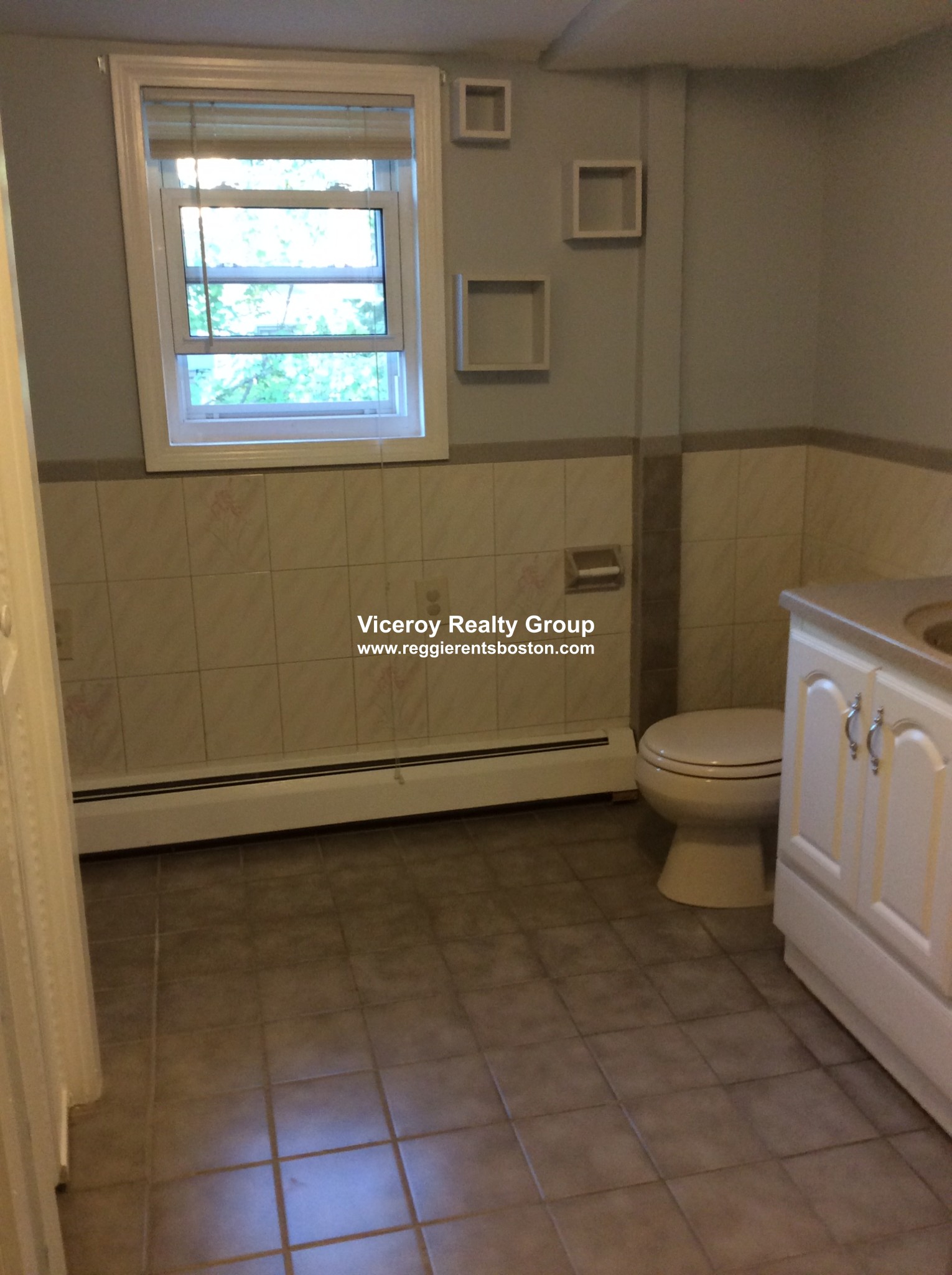 100 Sherman St, Neighborhood Nine