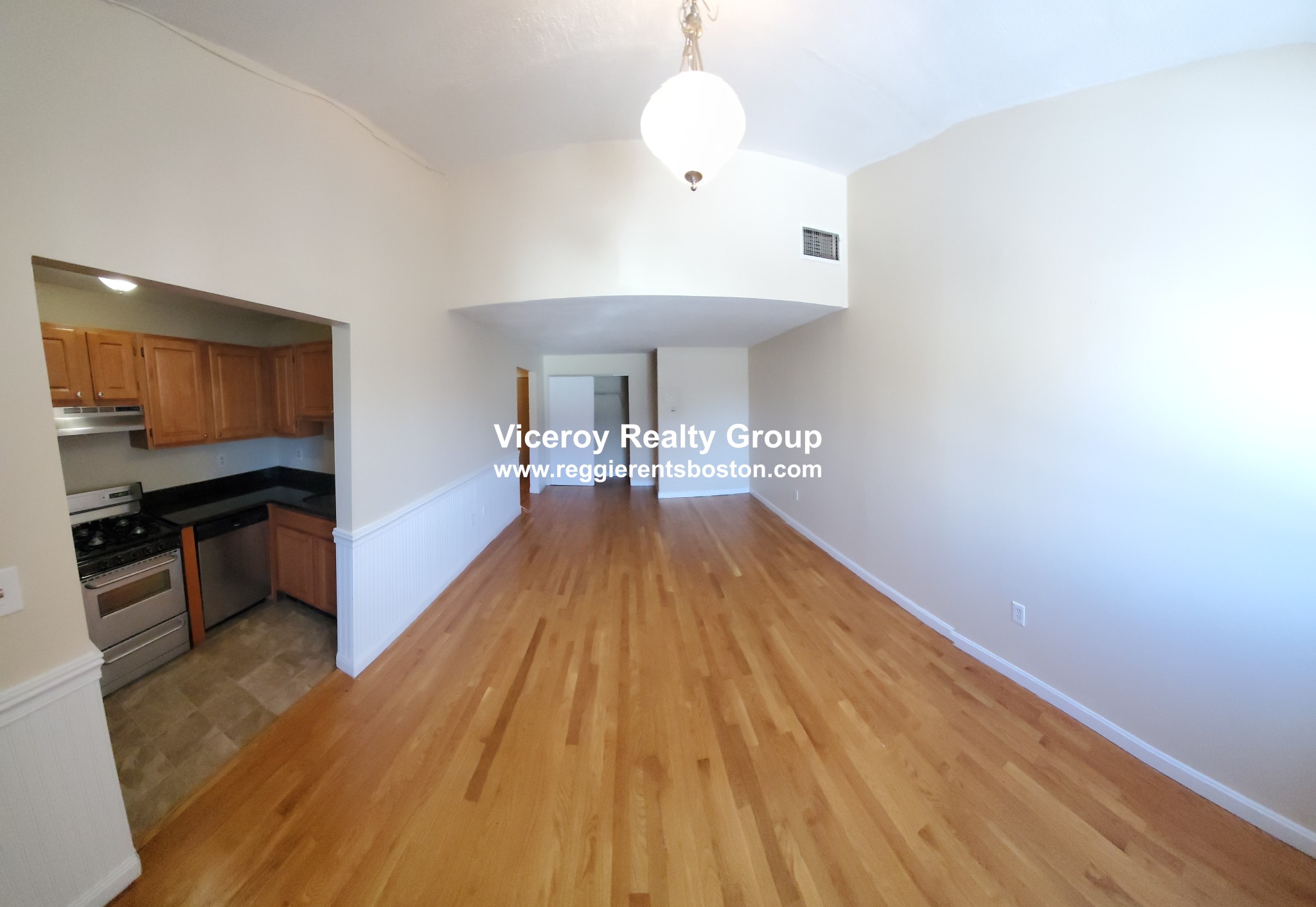 385 Dorchester St, South Boston