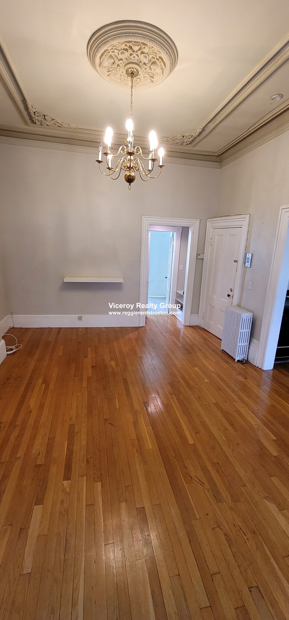 679 Massachusetts Ave, Roxbury