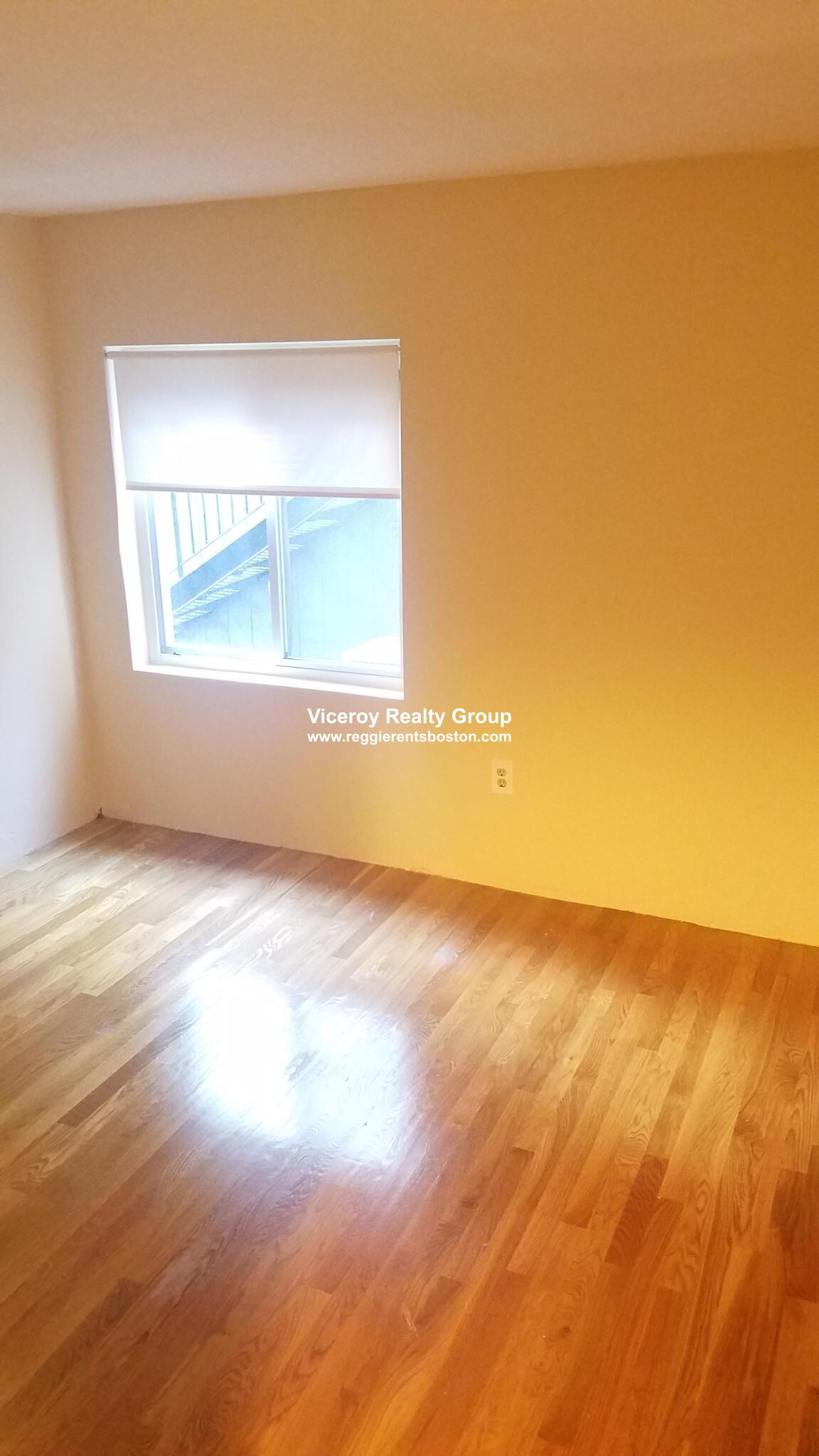 385 Dorchester St, South Boston