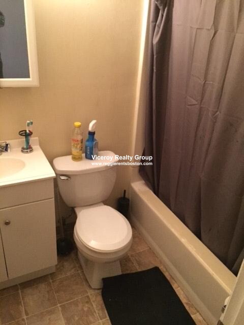 385 Dorchester St, South Boston