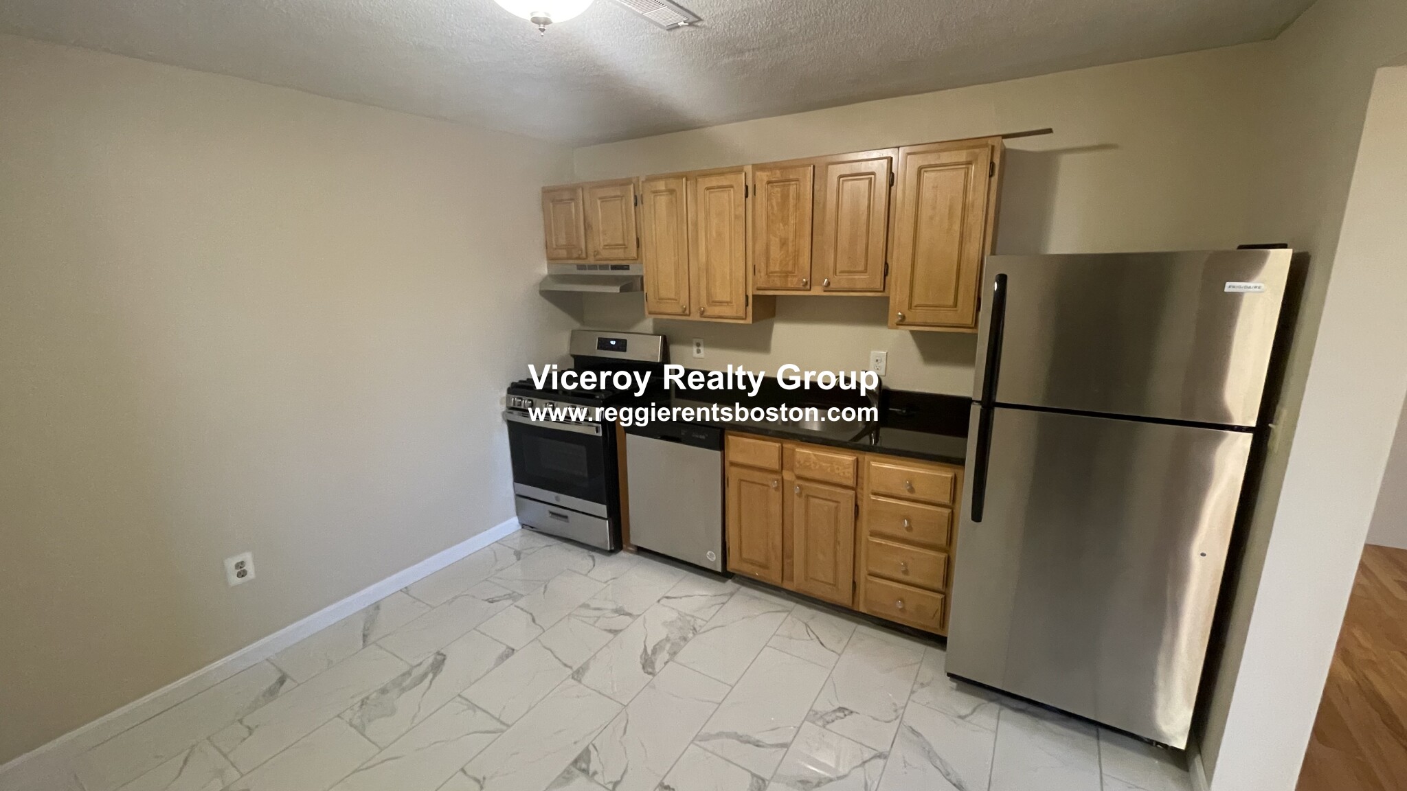 385 Dorchester St, South Boston