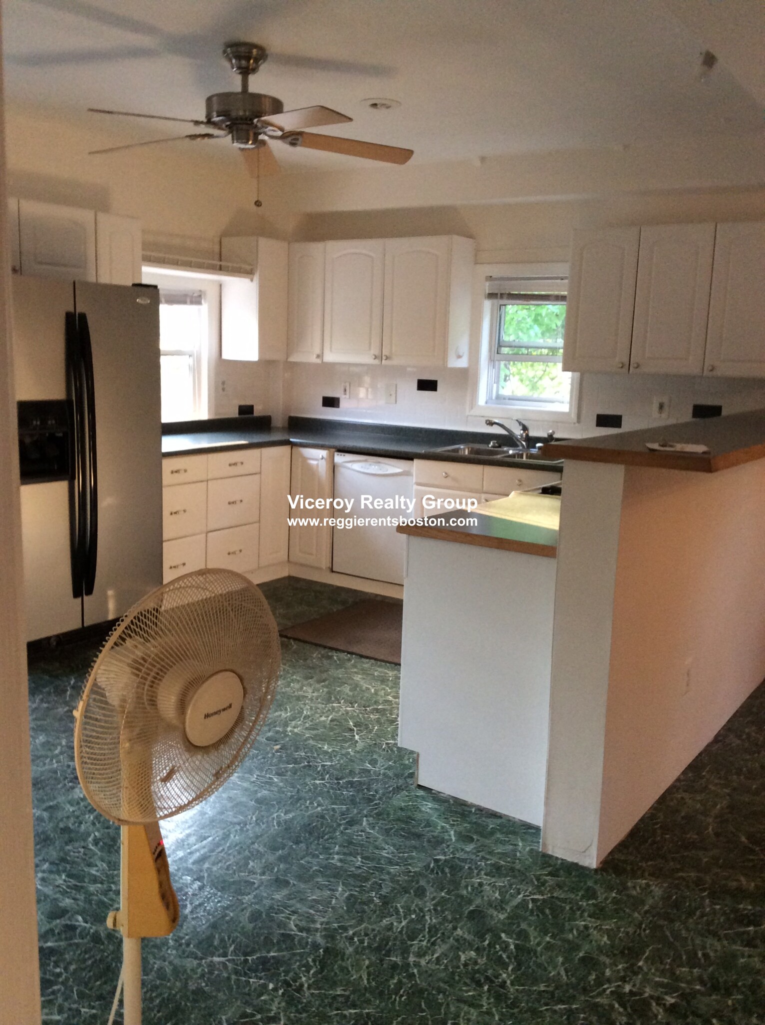 100 Sherman St, Neighborhood Nine