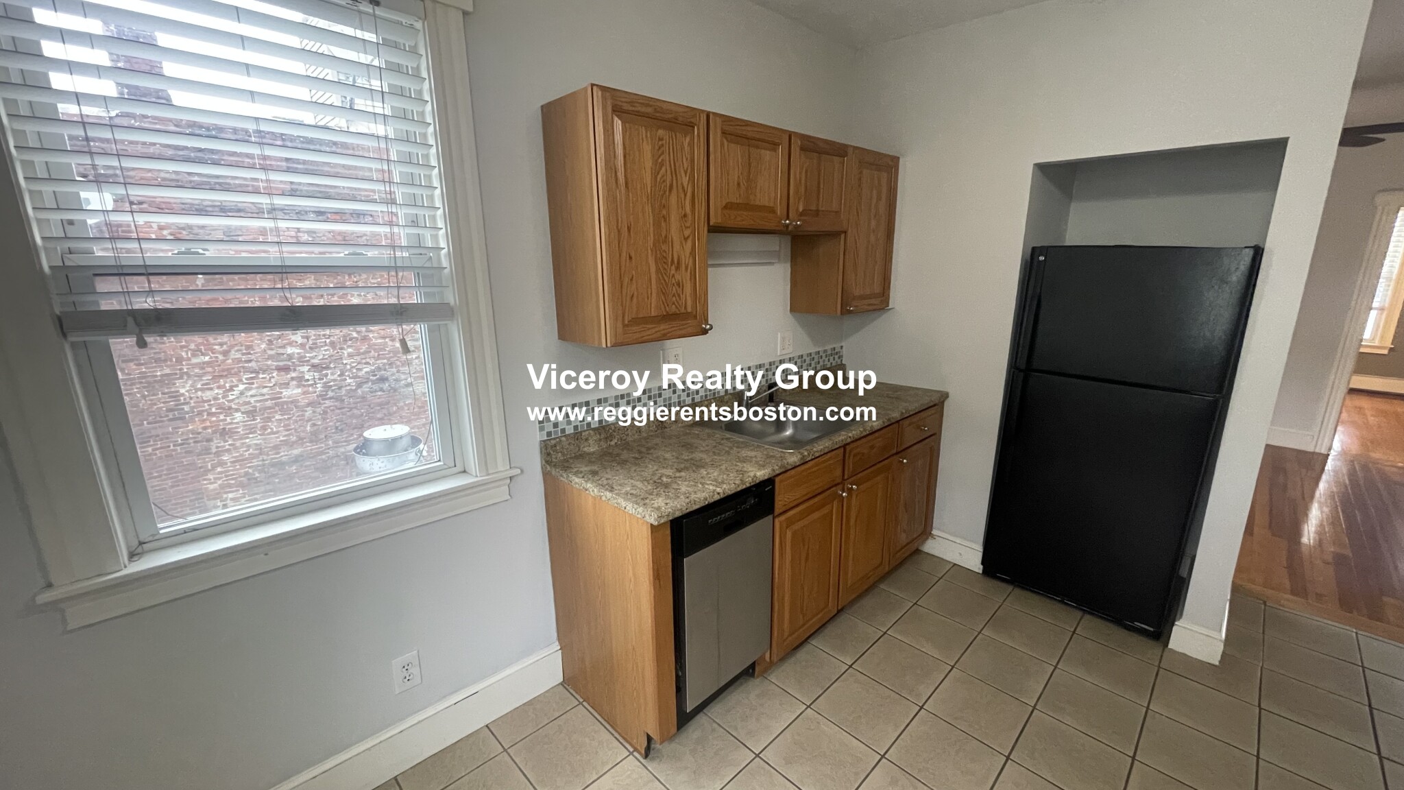 291 Dorchester St, Dorchester