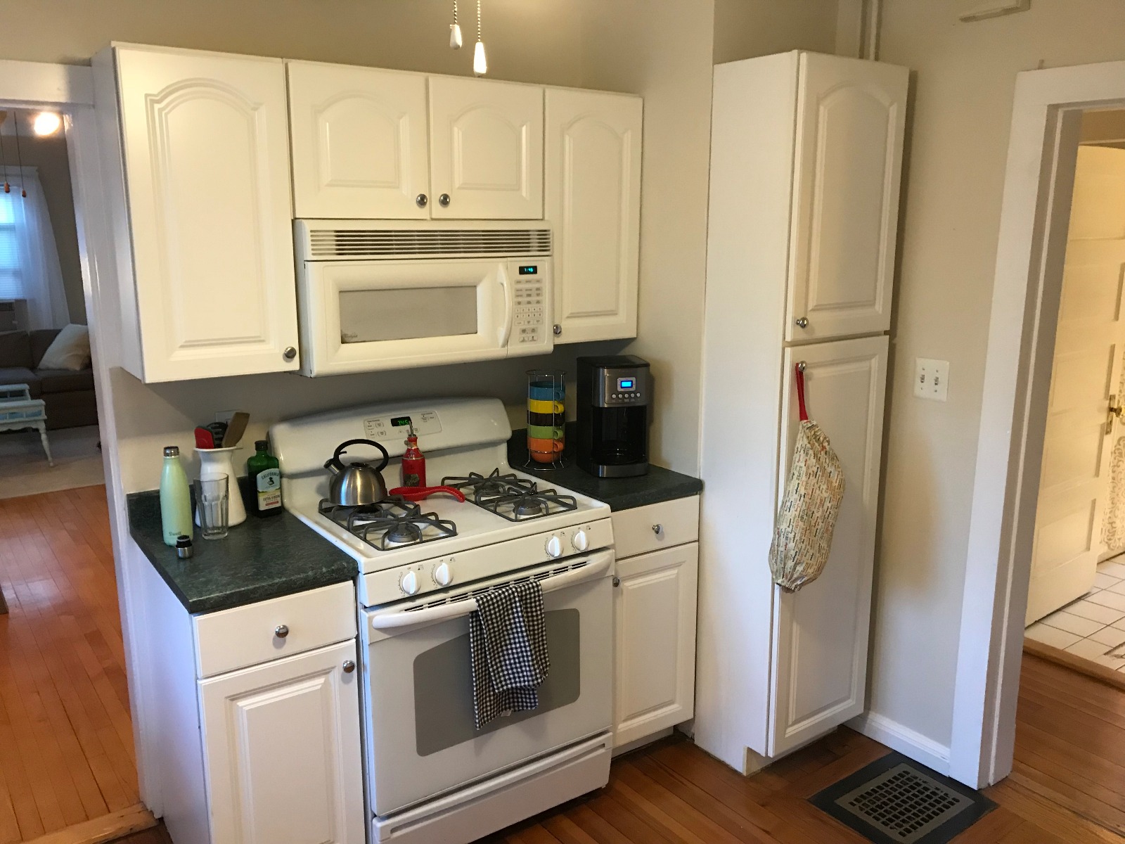 295 Lebanon St, Oak Grove - Pine Banks