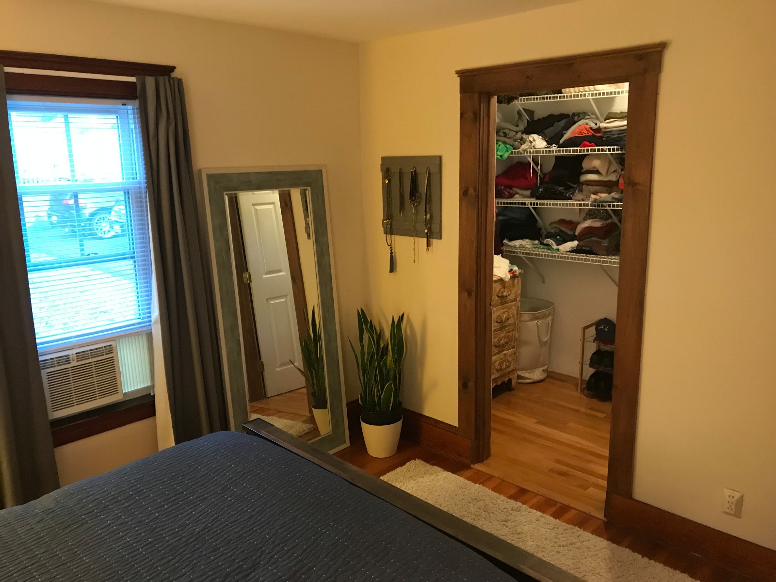 295 Lebanon St, Oak Grove - Pine Banks