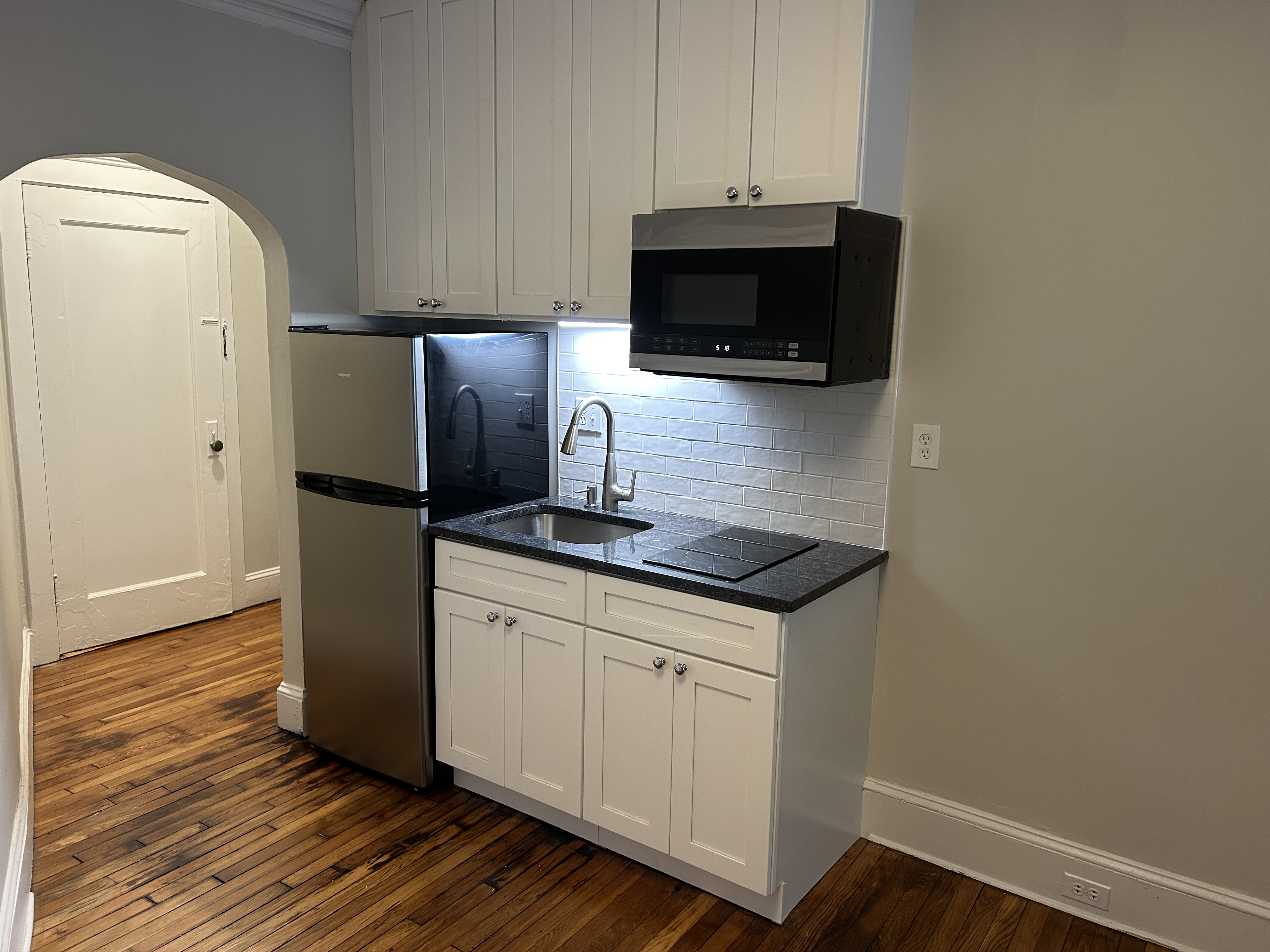 Photos of apartment on Washington St.,Boston MA 02135