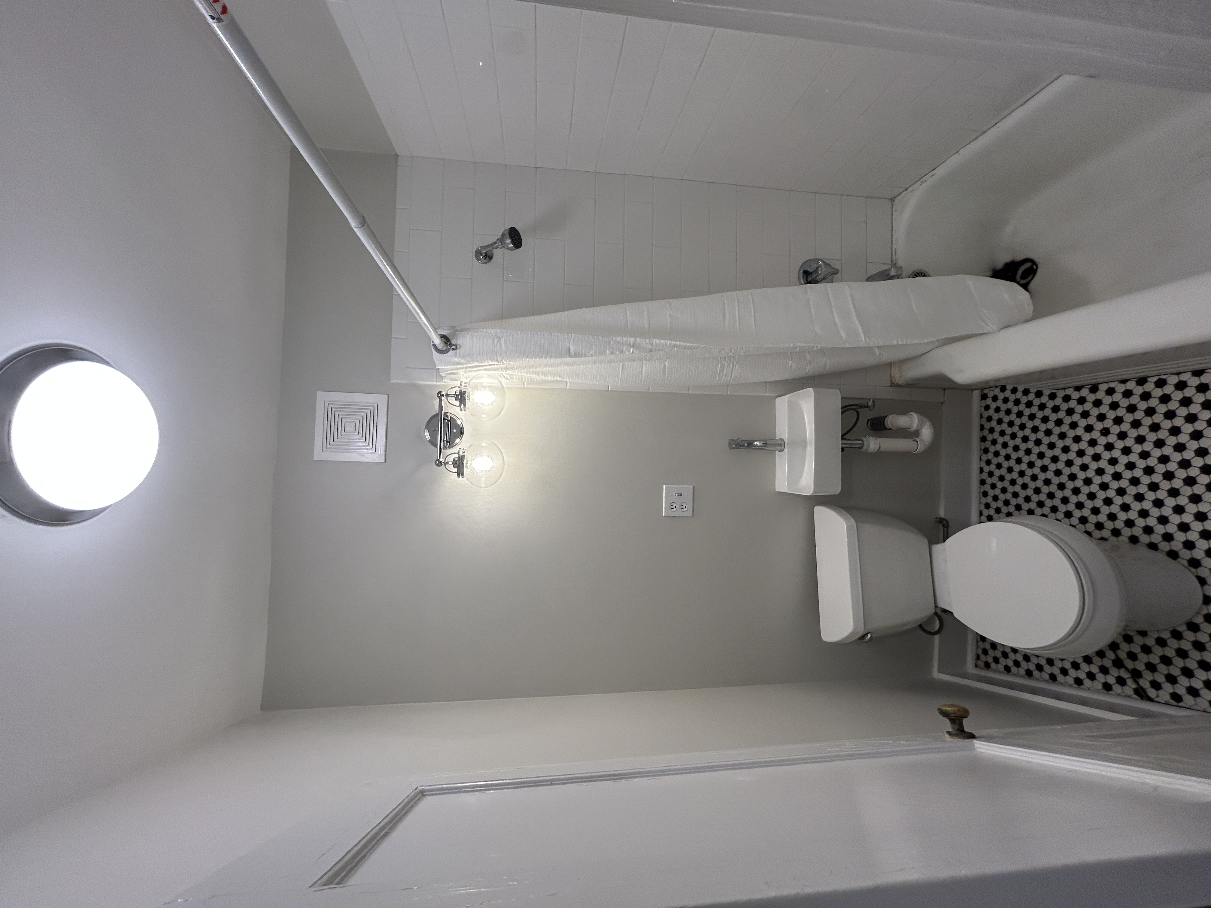 Photos of apartment on Chiswick Rd.,Boston MA 02135