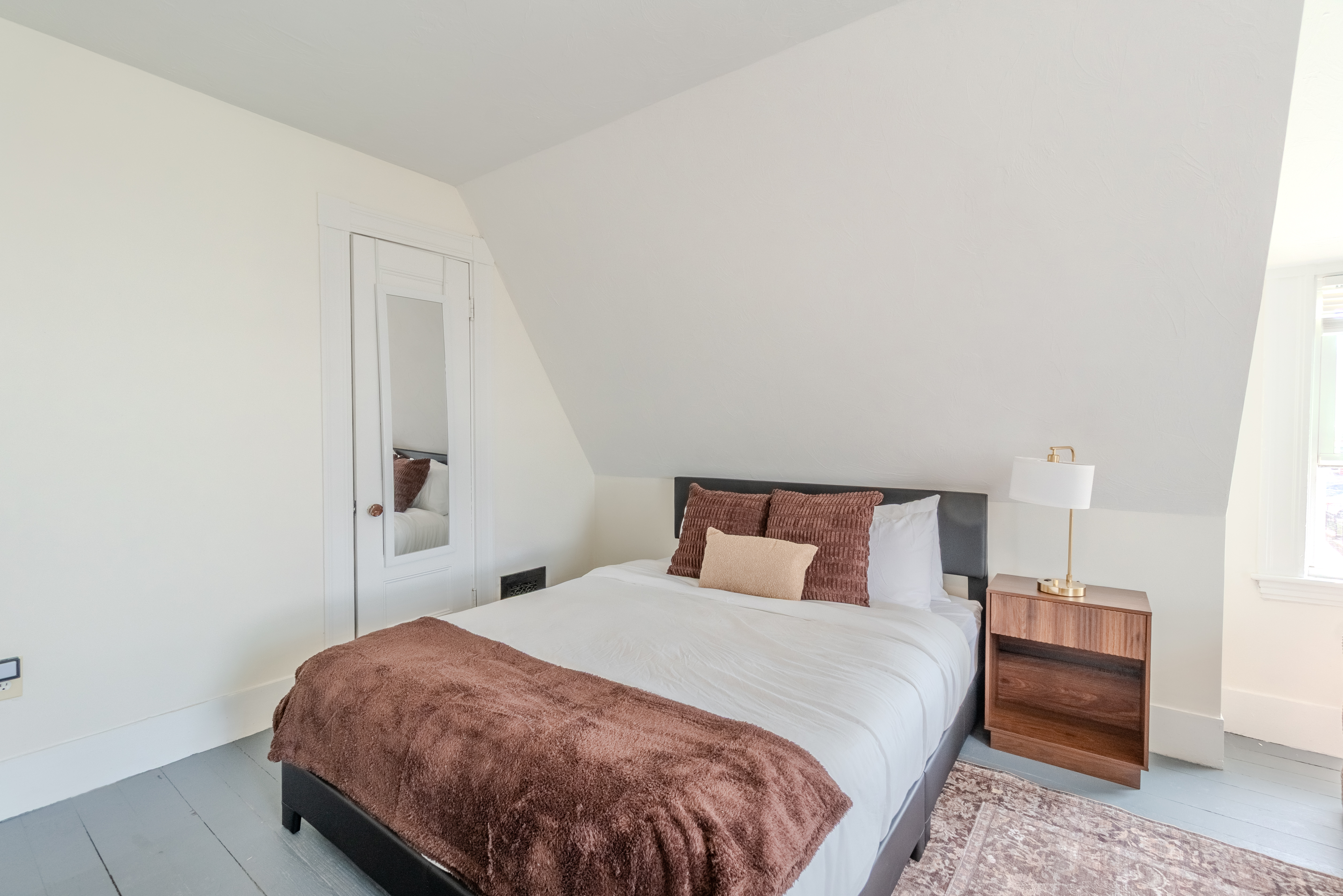 Photos of apartment on Albion,Somerville MA 02143